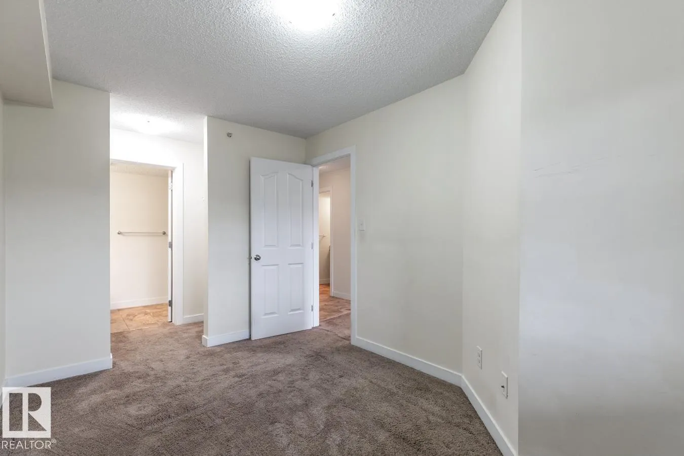 #420 270 MCCONACHIE DR NW
