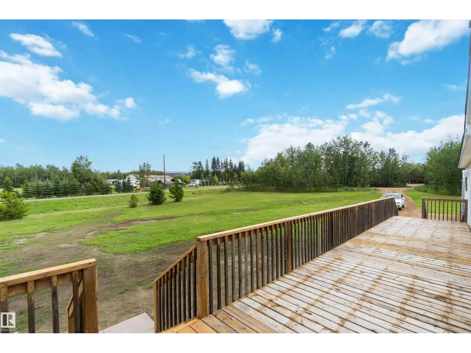29 23429 Twp Rd 584