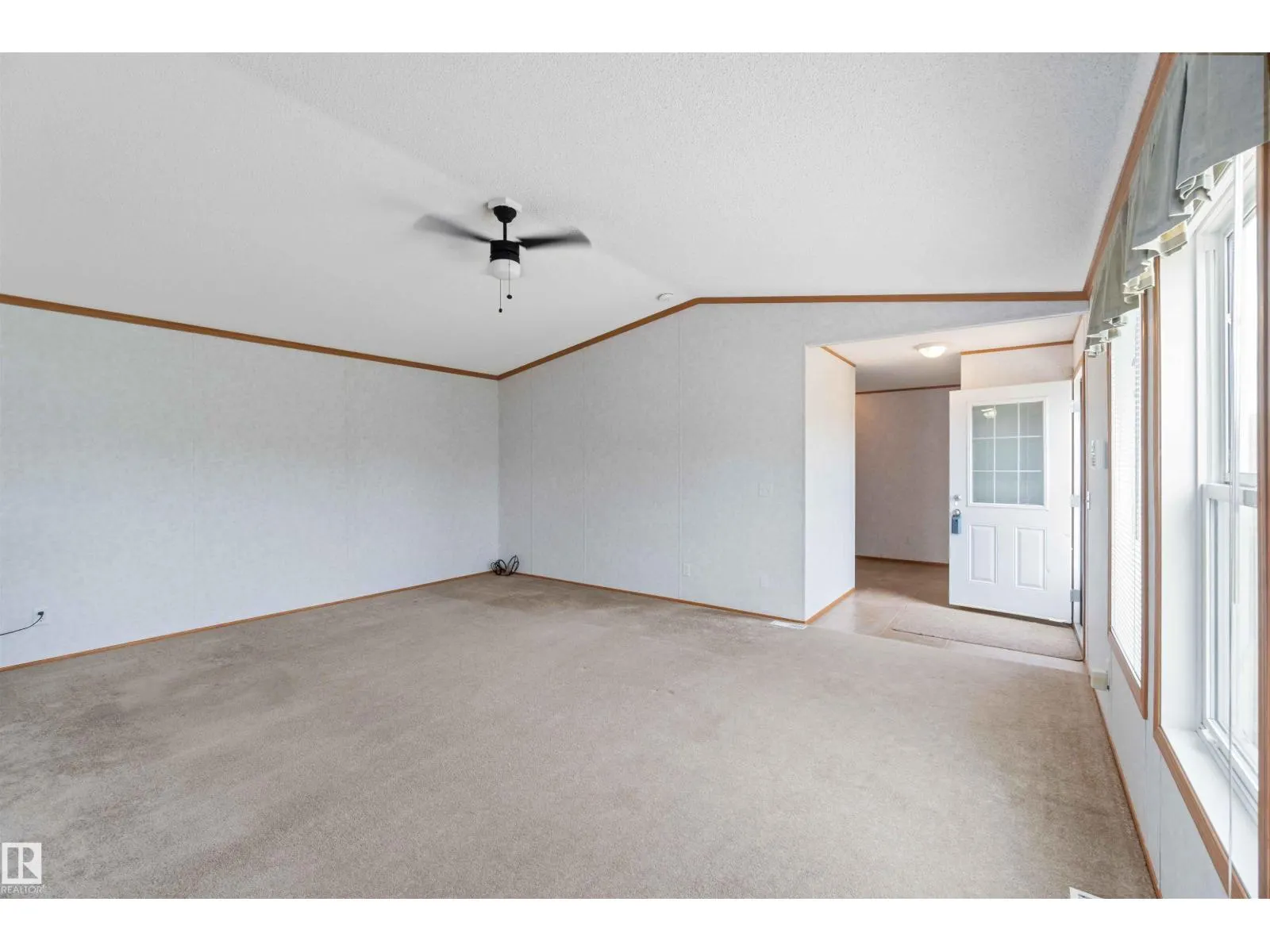 29 23429 Twp Rd 584