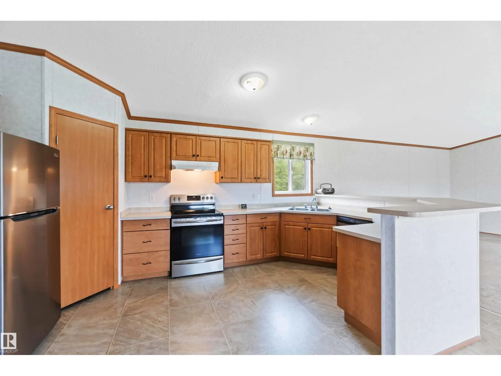 29 23429 Twp Rd 584