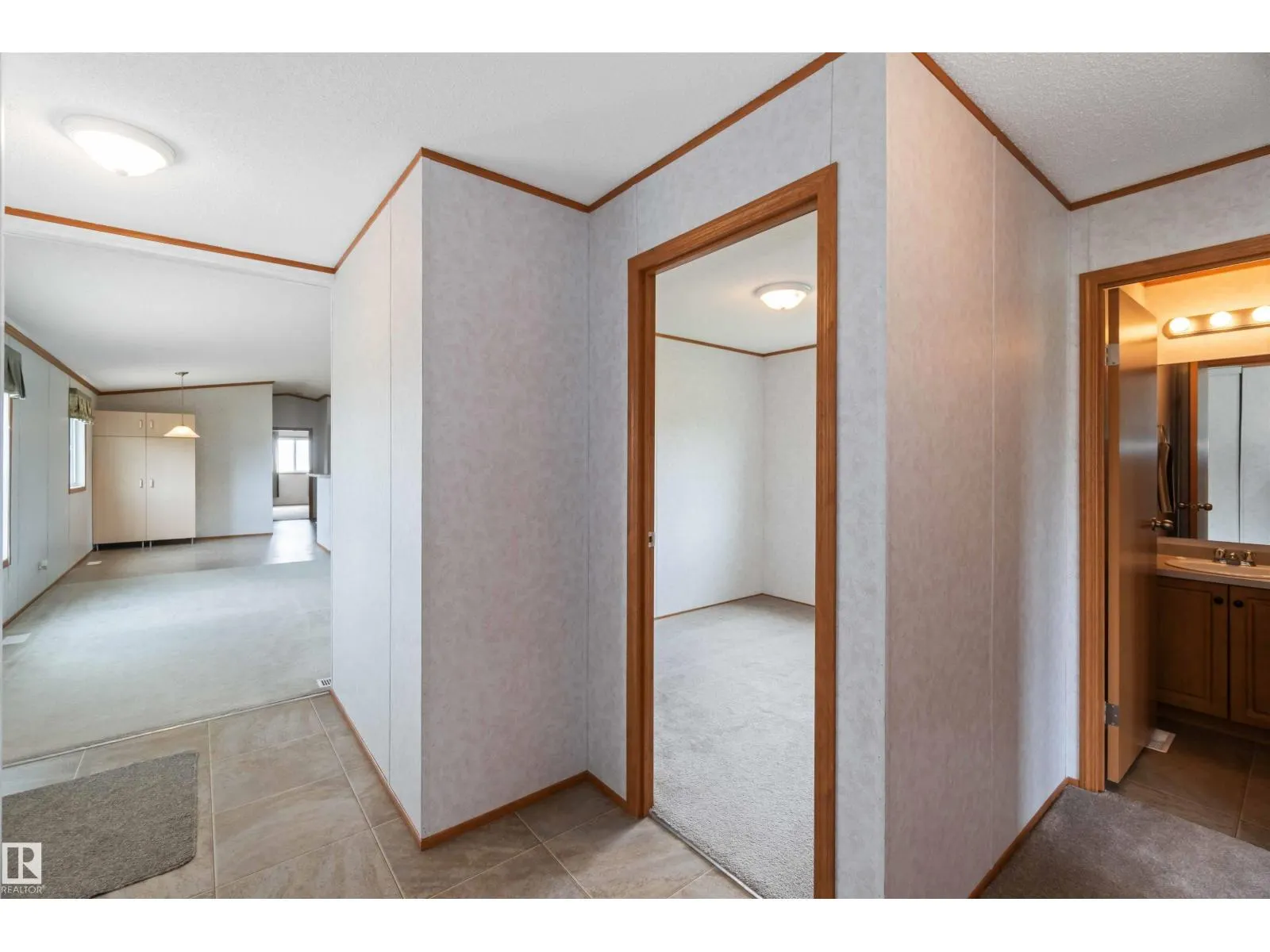 29 23429 Twp Rd 584