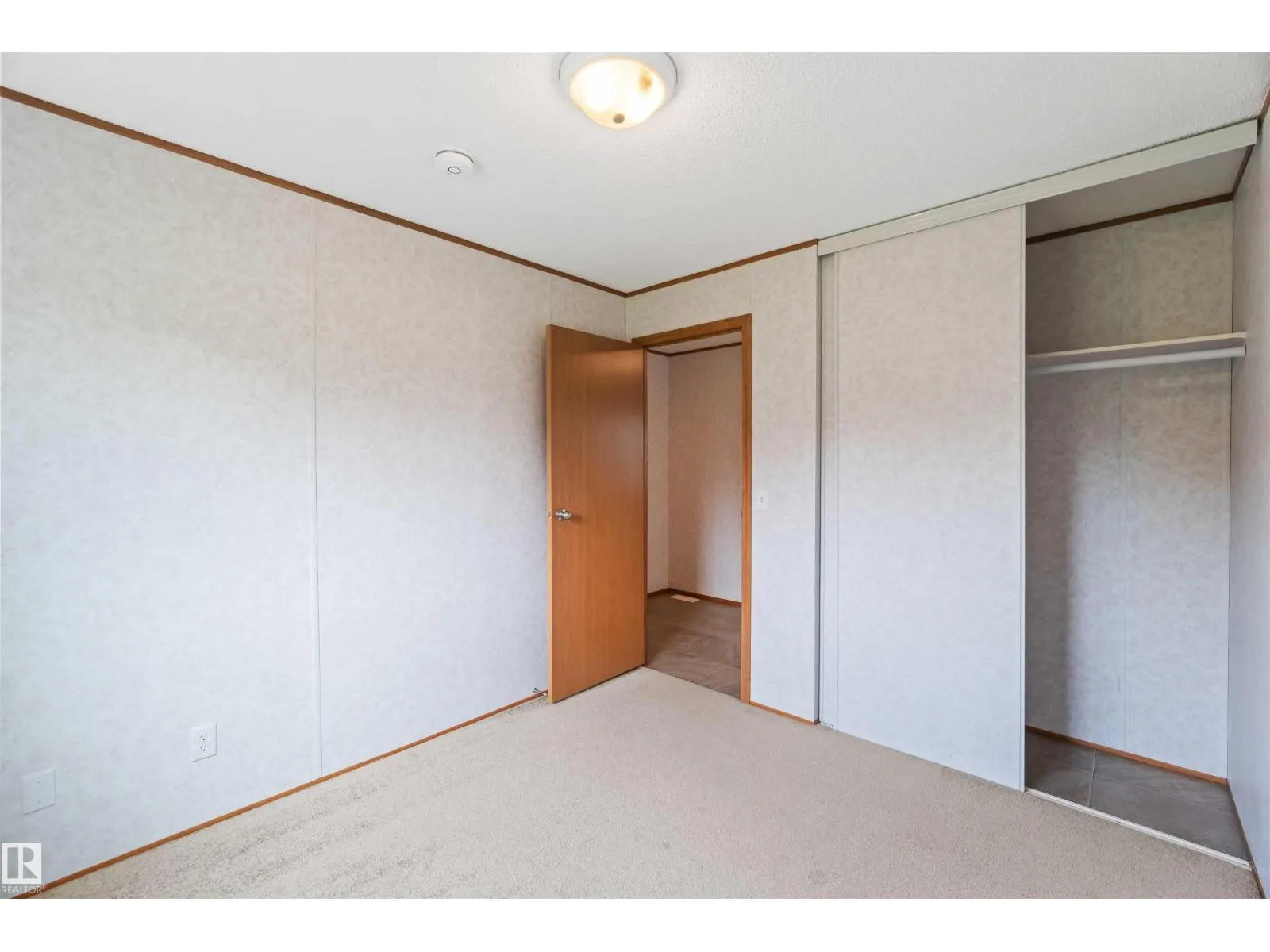 29 23429 Twp Rd 584