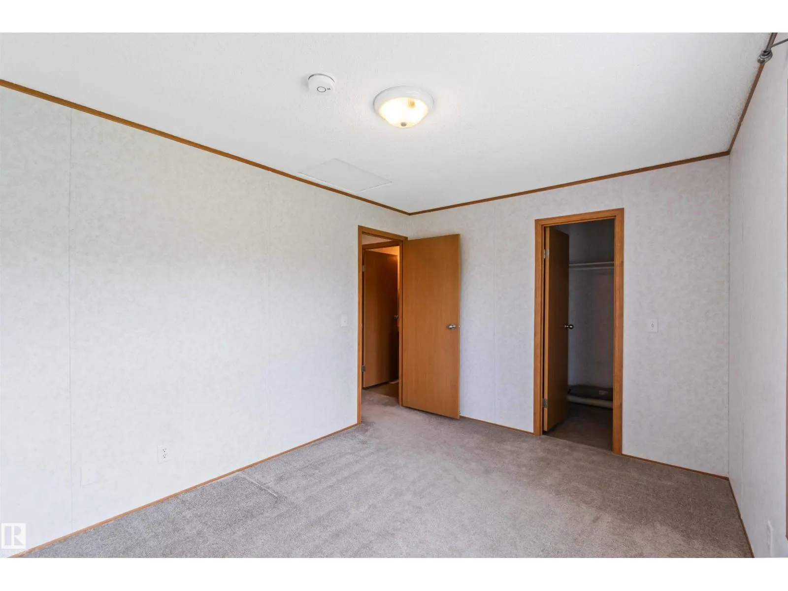 29 23429 Twp Rd 584