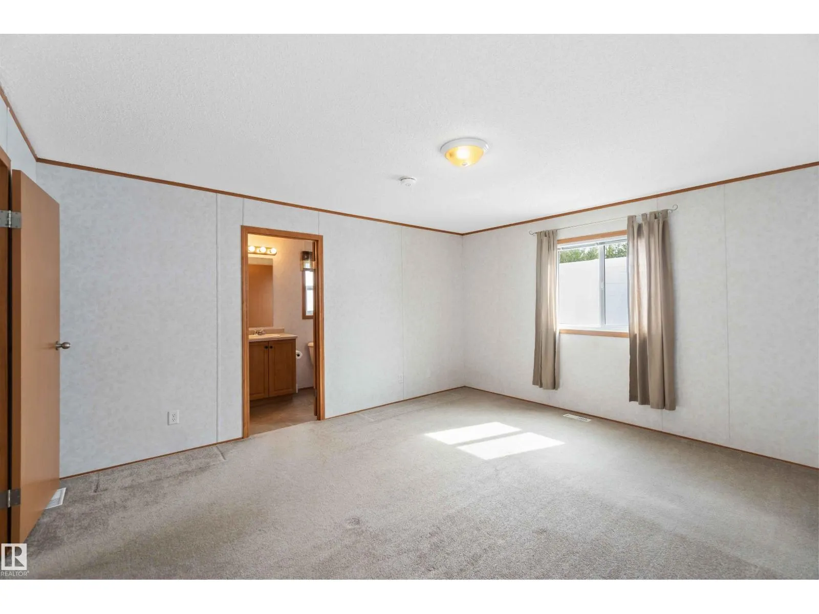 29 23429 Twp Rd 584