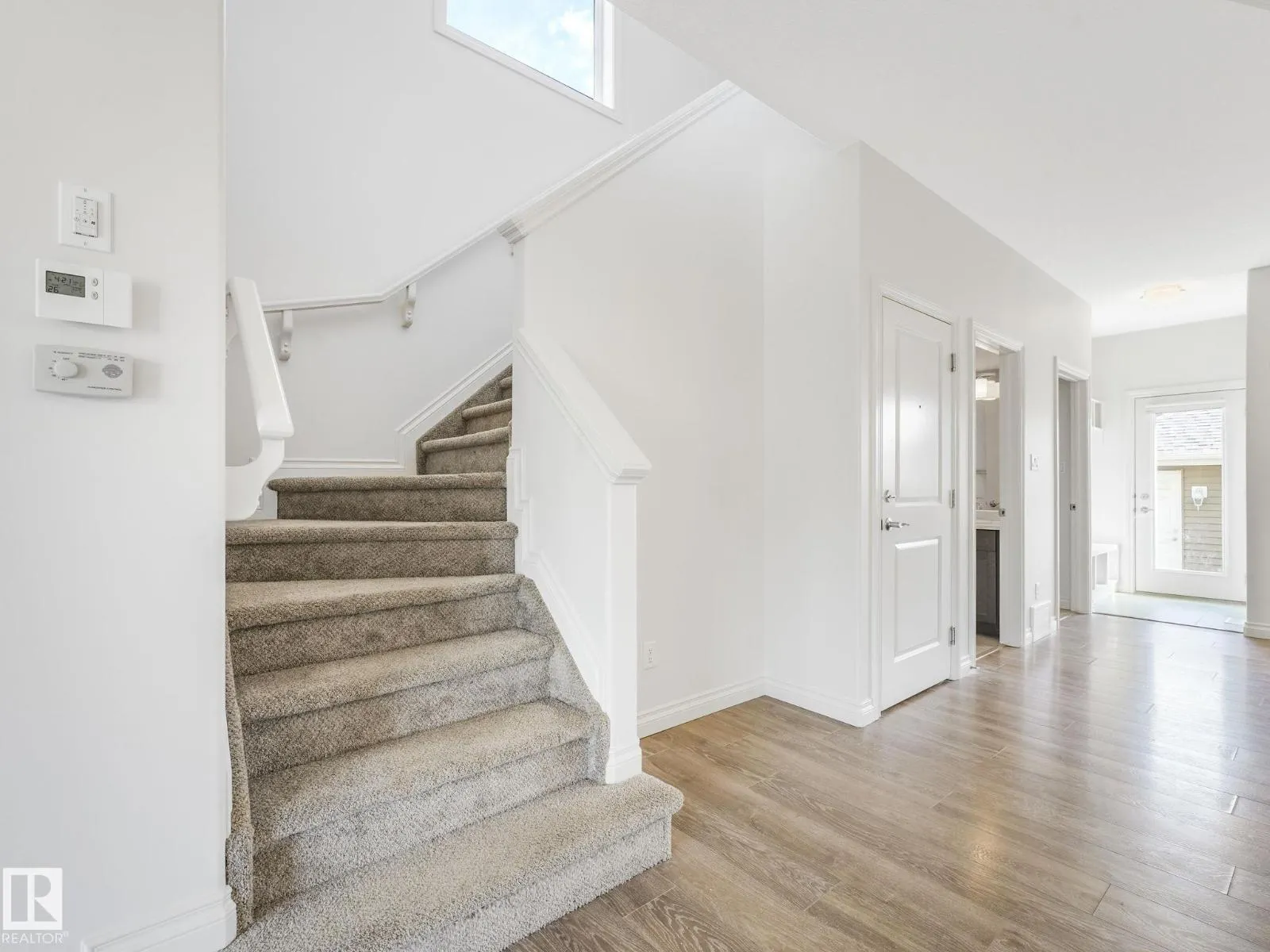 22223 89 AV NW NW