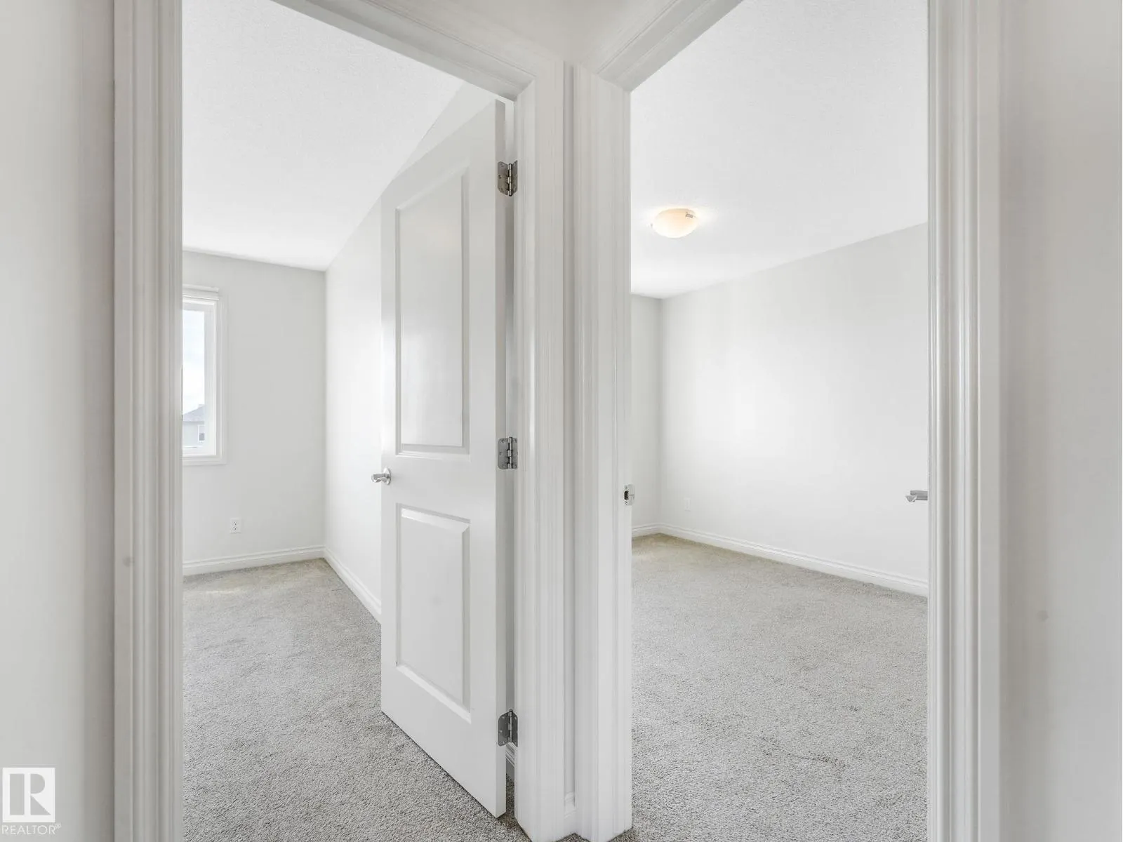 22223 89 AV NW NW