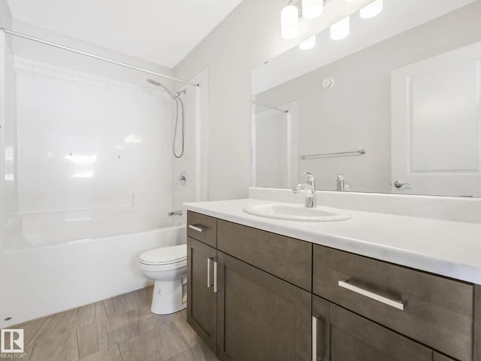 22223 89 AV NW NW