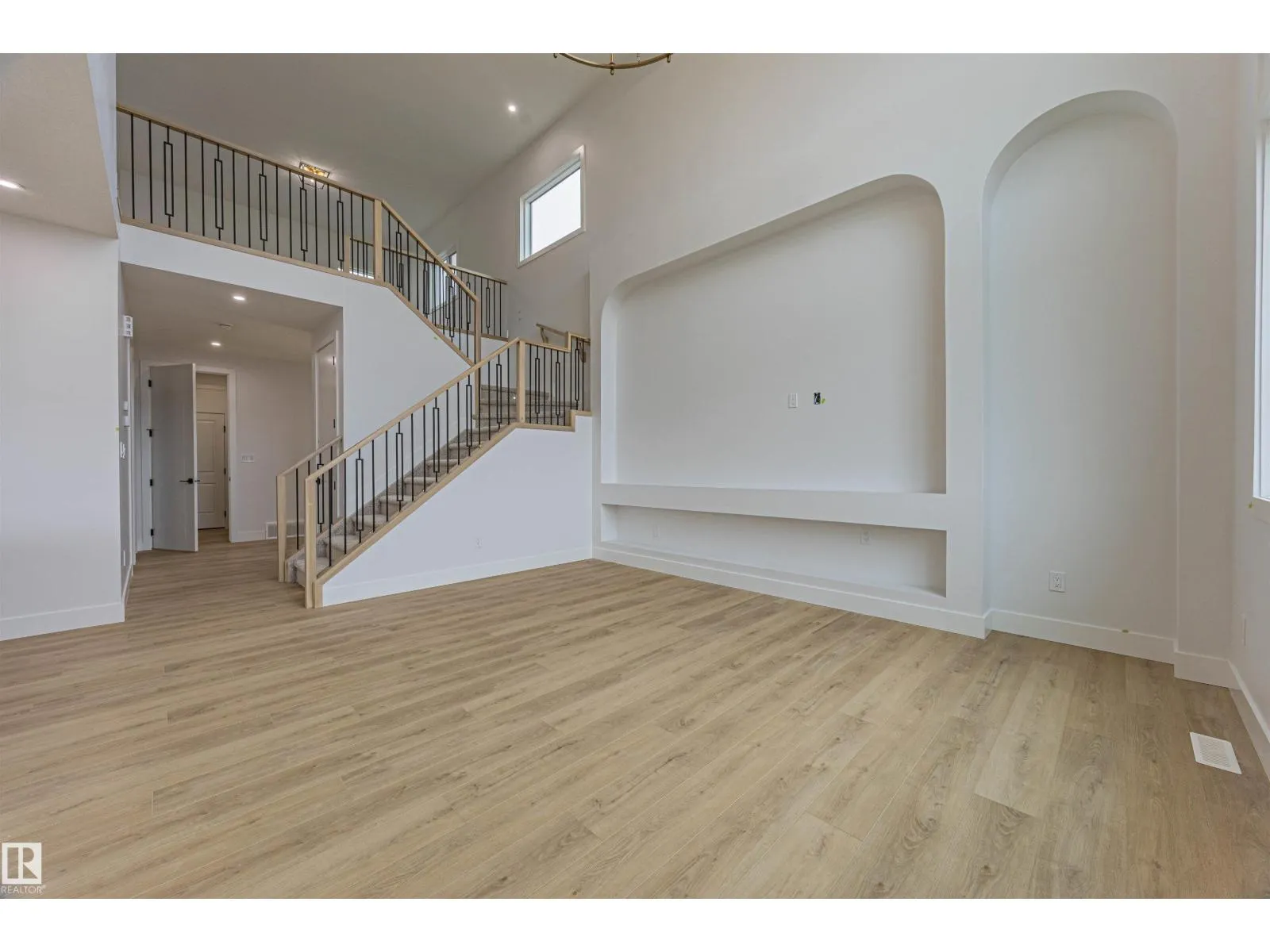 25 BIRKSHIRE CR