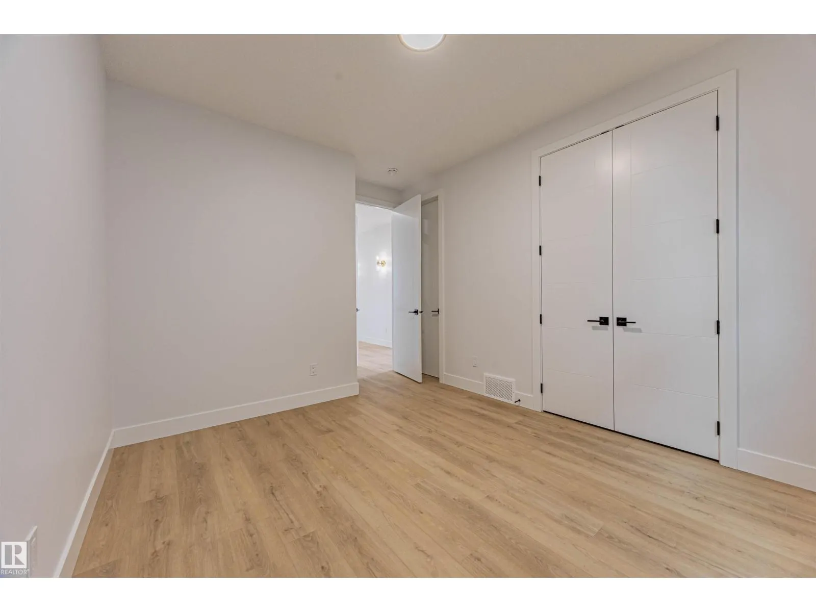 25 BIRKSHIRE CR