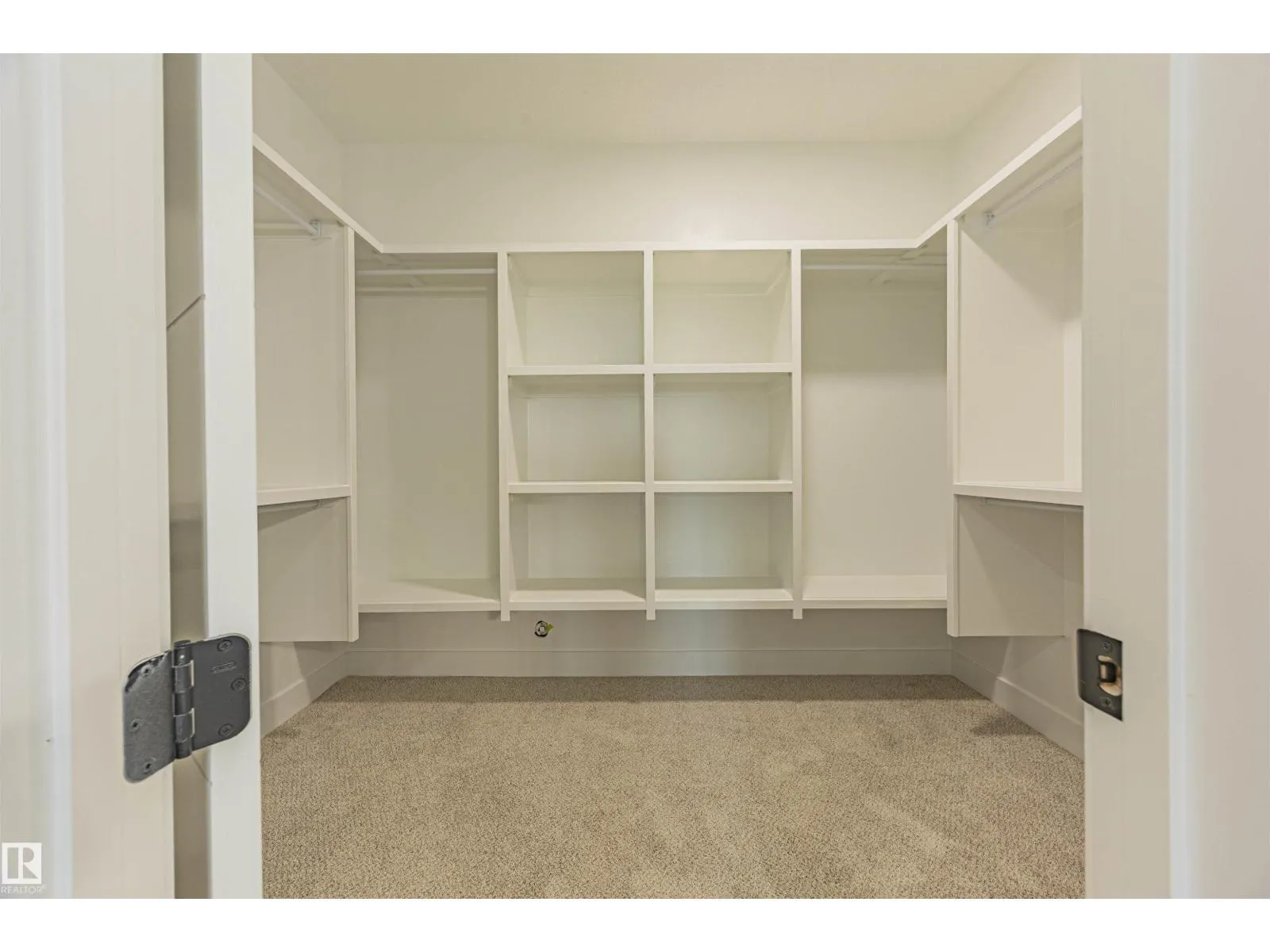 25 BIRKSHIRE CR