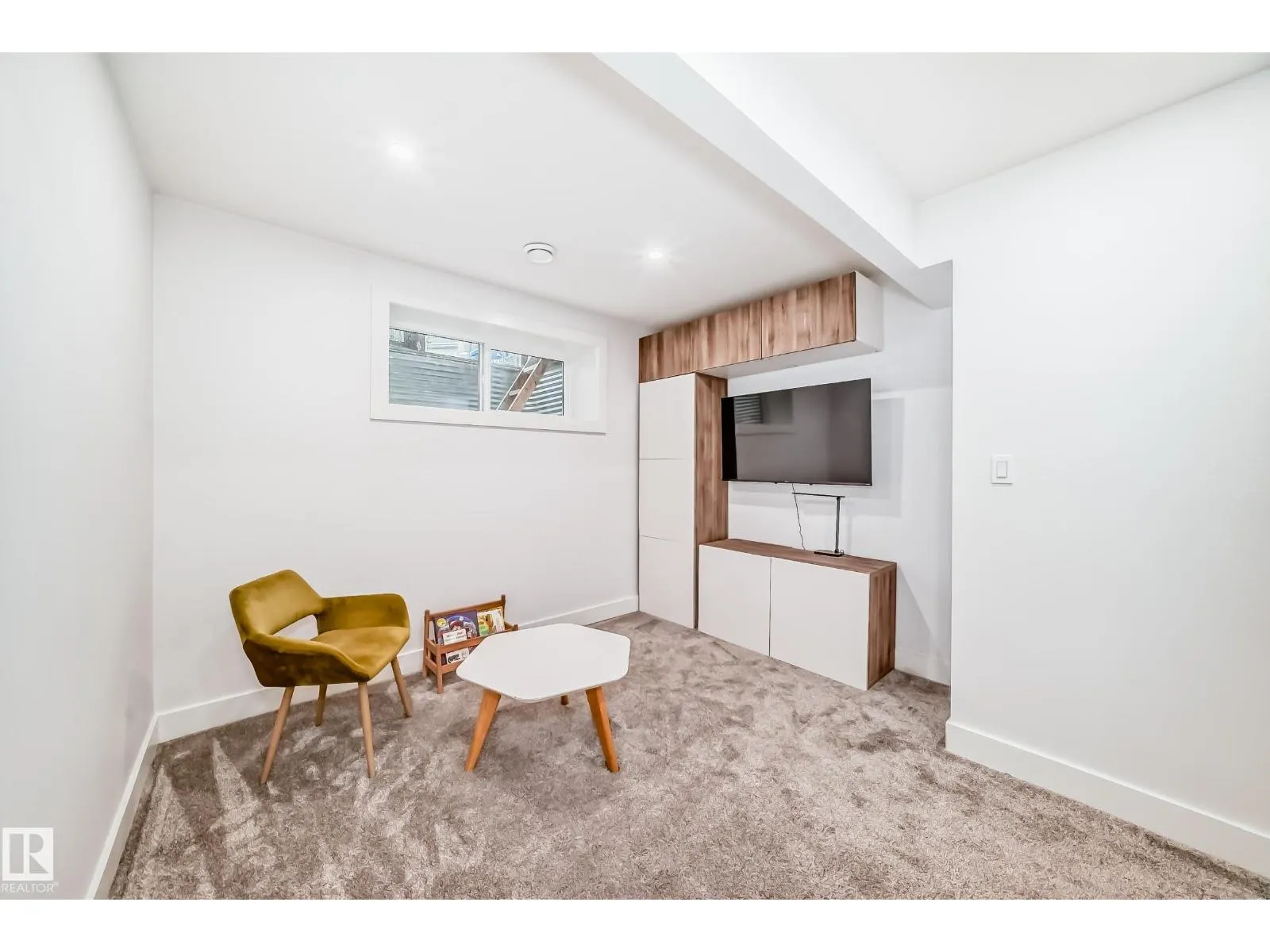 29 PETER ST