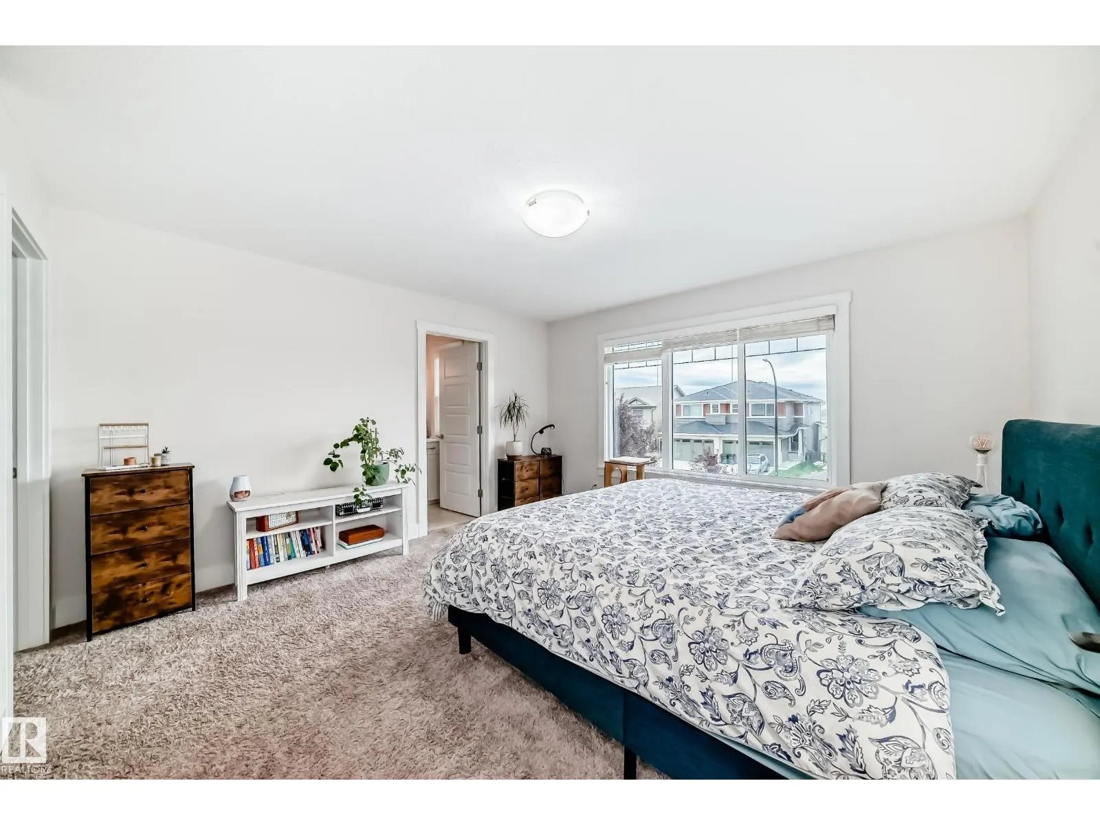 29 PETER ST