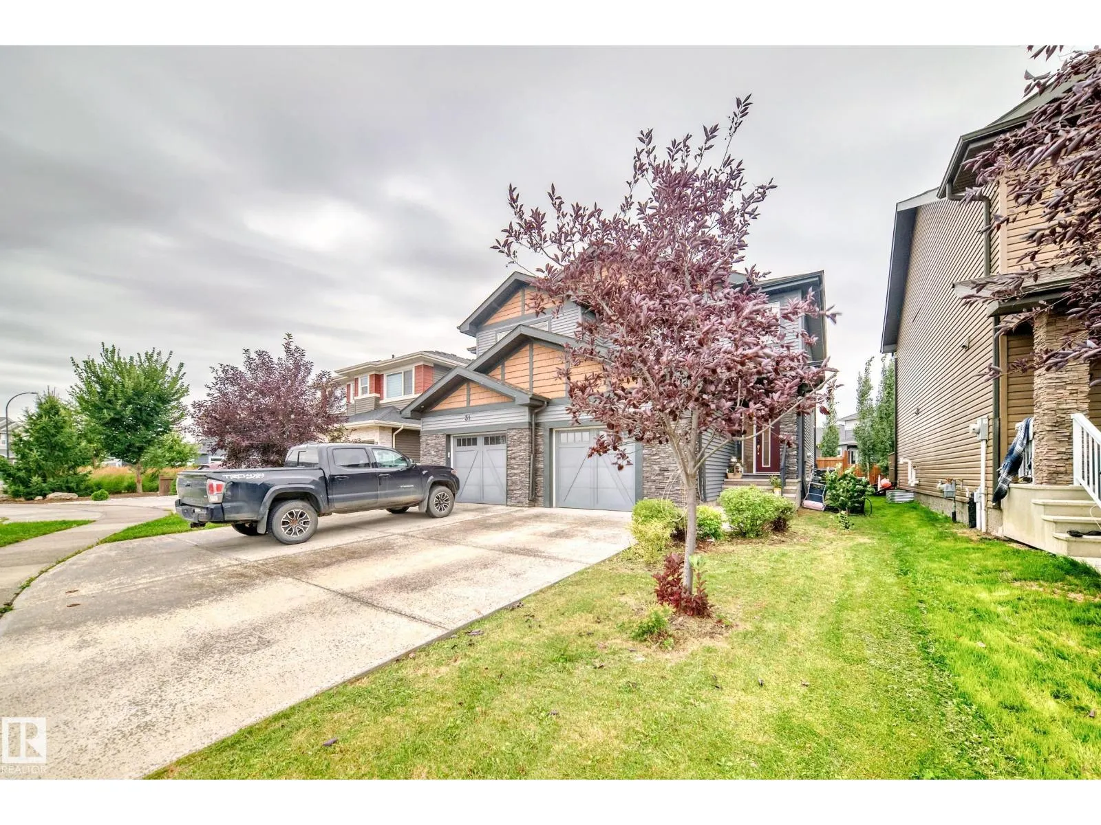 29 PETER ST