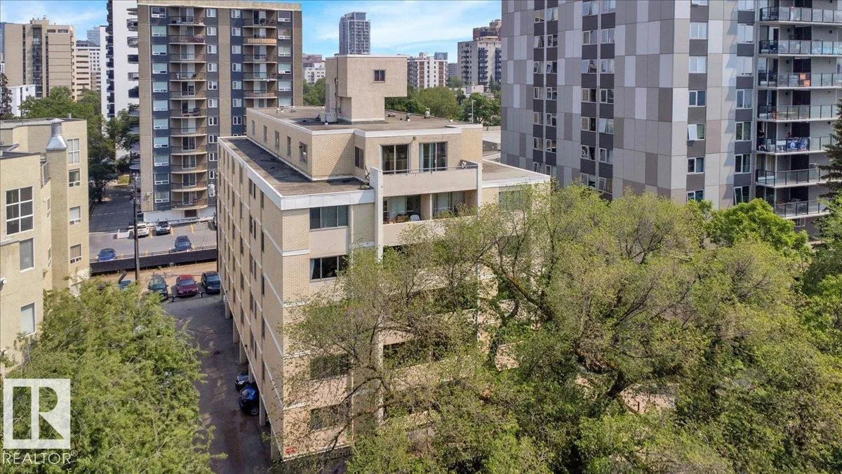 #304 10021 116 ST NW