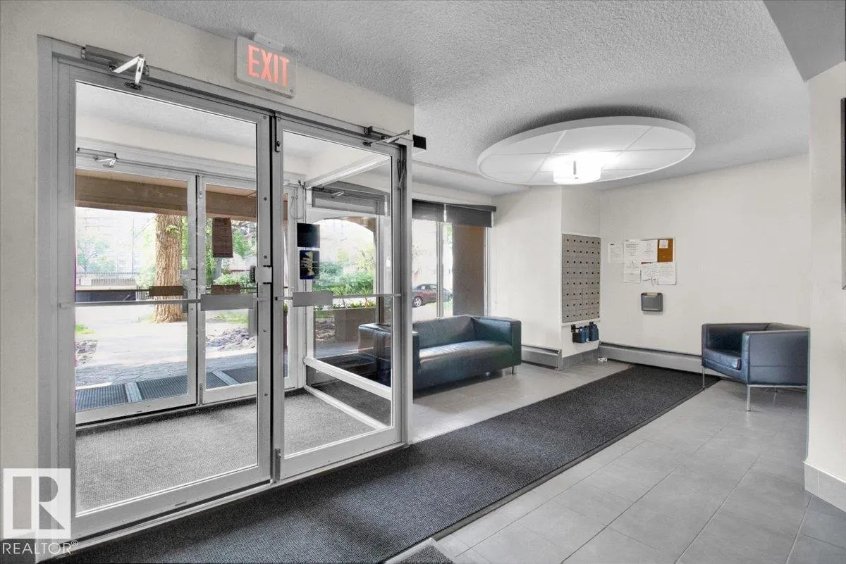 #304 10021 116 ST NW
