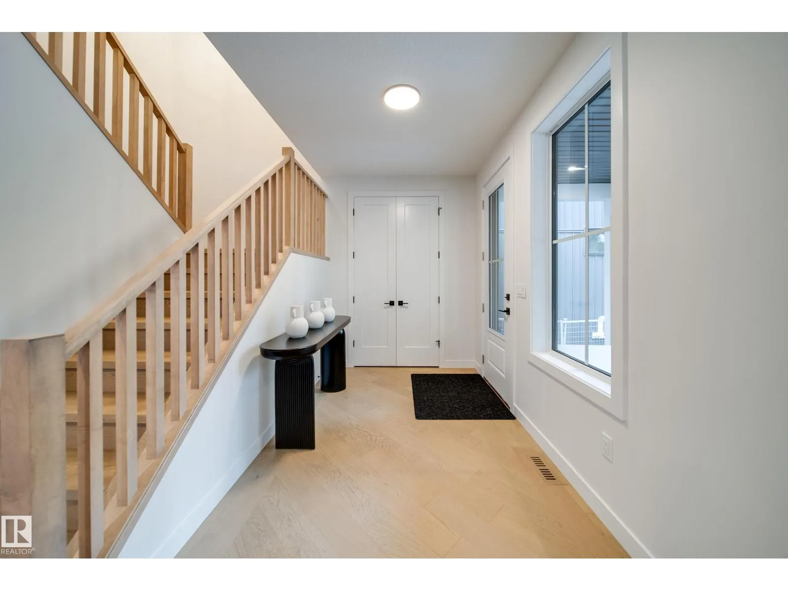 6003 111 AV NW