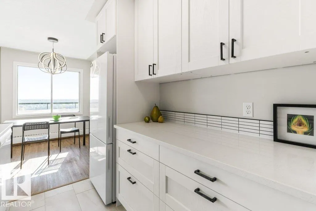 #1204 9725 106 ST NW