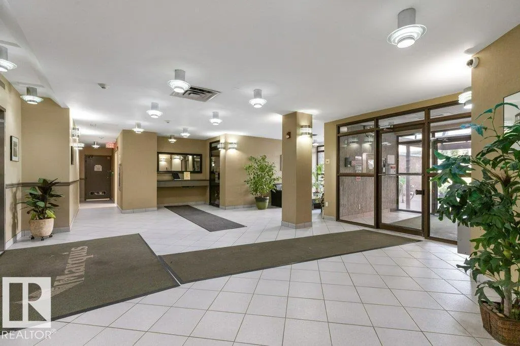 #1204 9725 106 ST NW