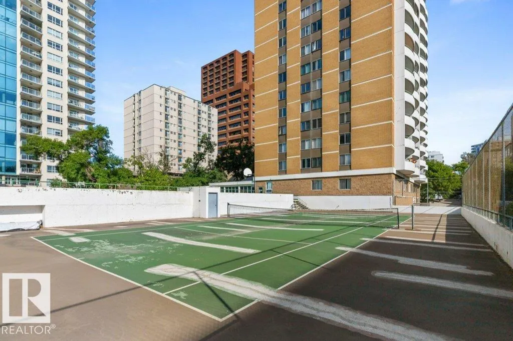 #1204 9725 106 ST NW