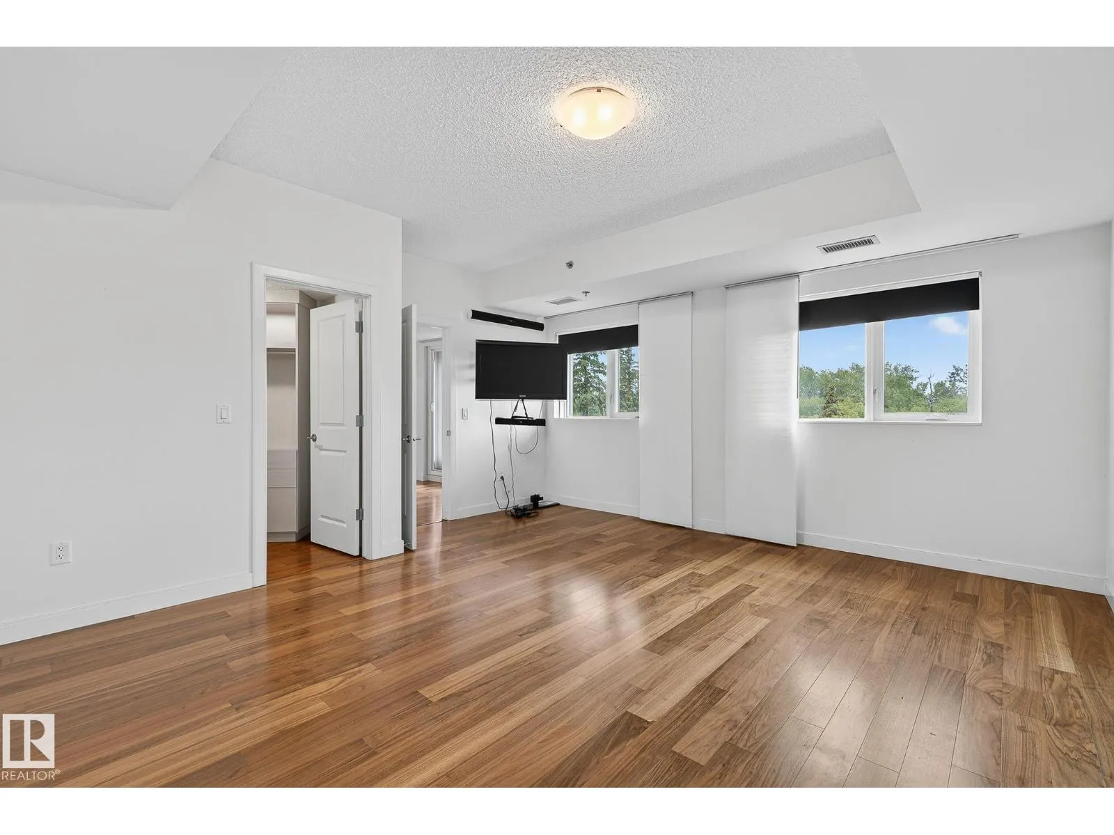 #306 9316 82 AV NW NW