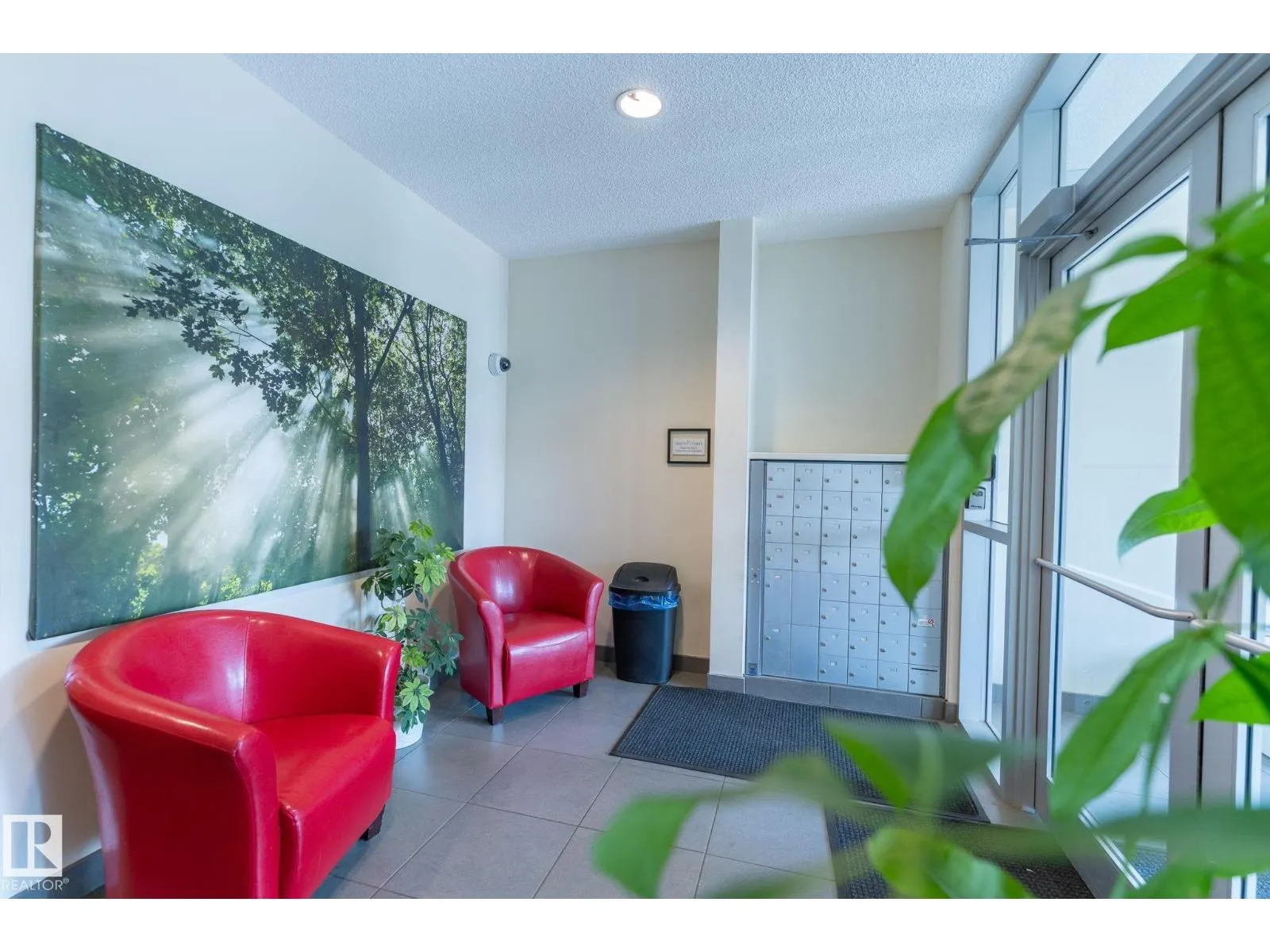 #306 9316 82 AV NW NW