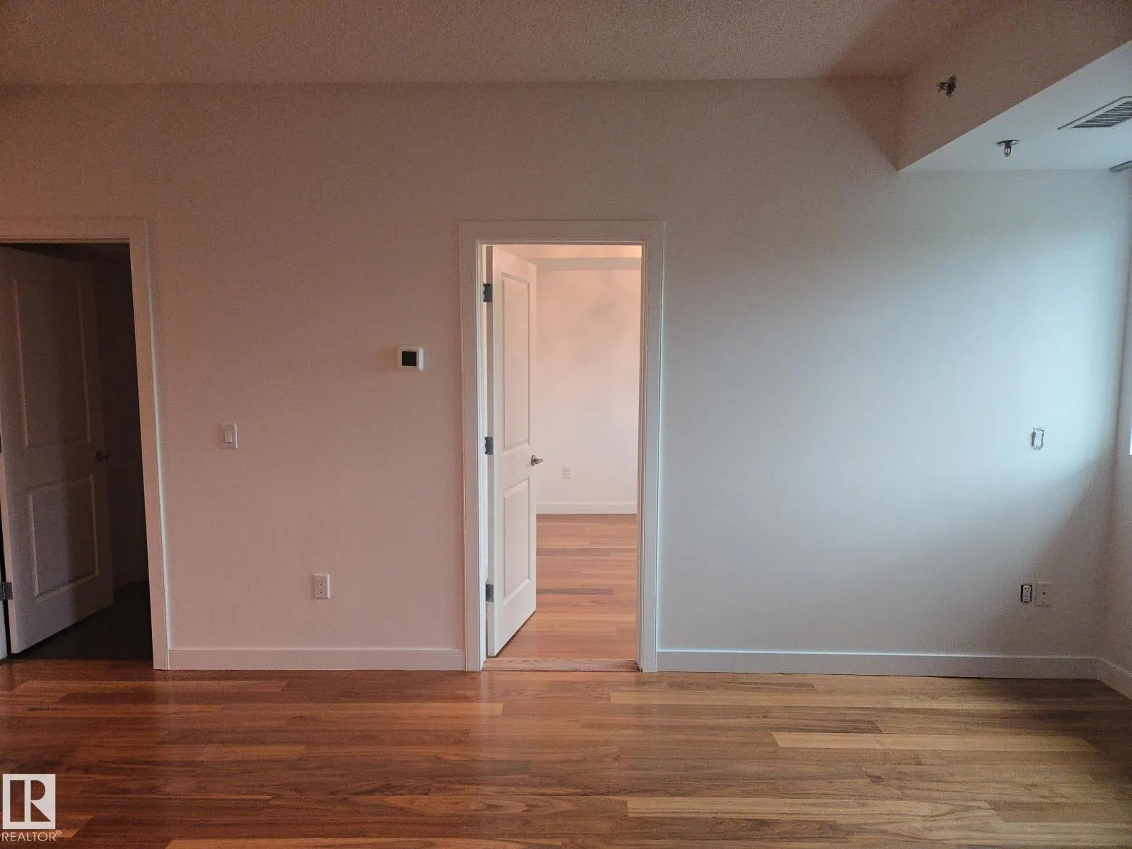 #306 9316 82 AV NW NW