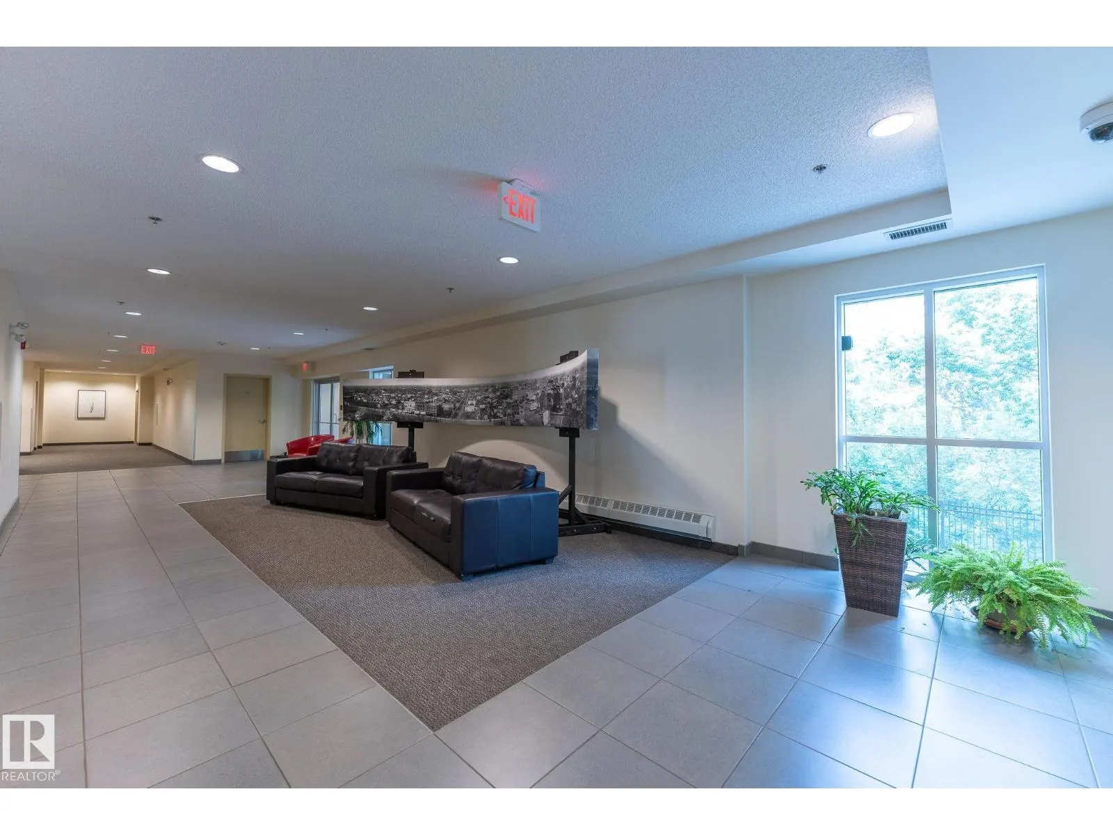 #306 9316 82 AV NW NW