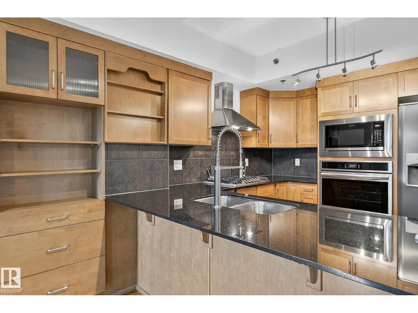 #306 9316 82 AV NW NW