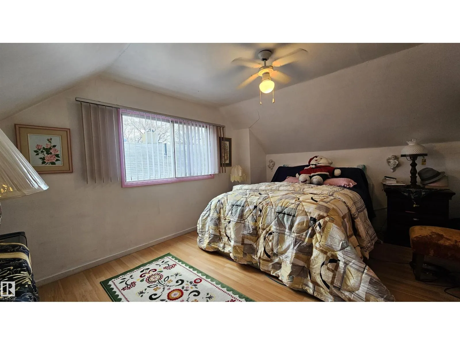 11512 86 ST NW