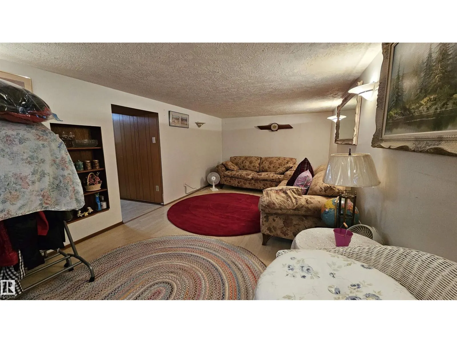 11512 86 ST NW