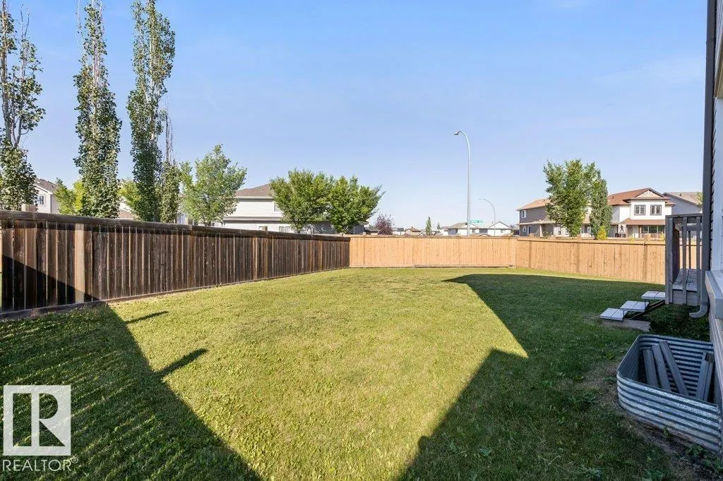 4208 162 AV NW