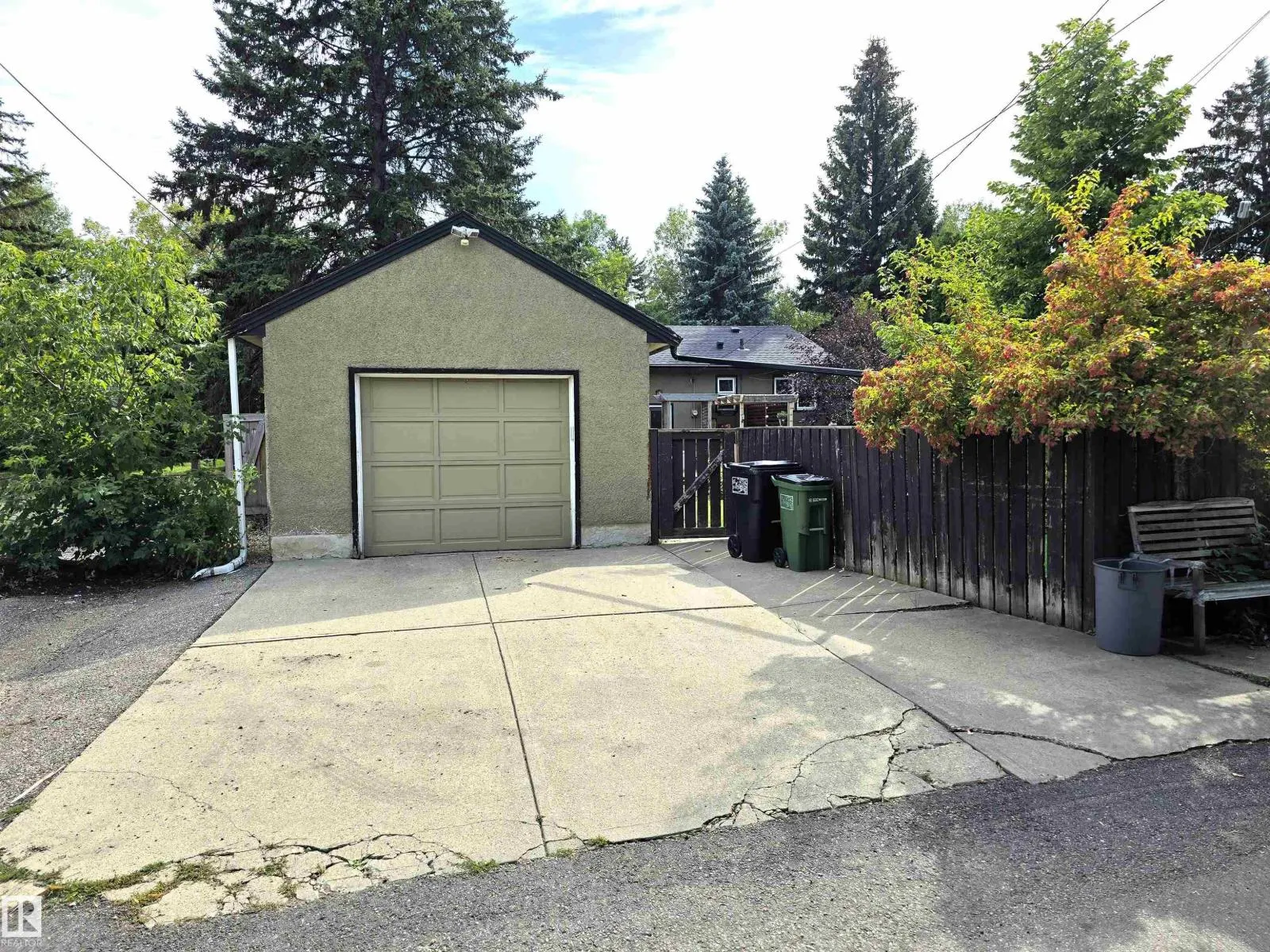 13924 107A AV NW
