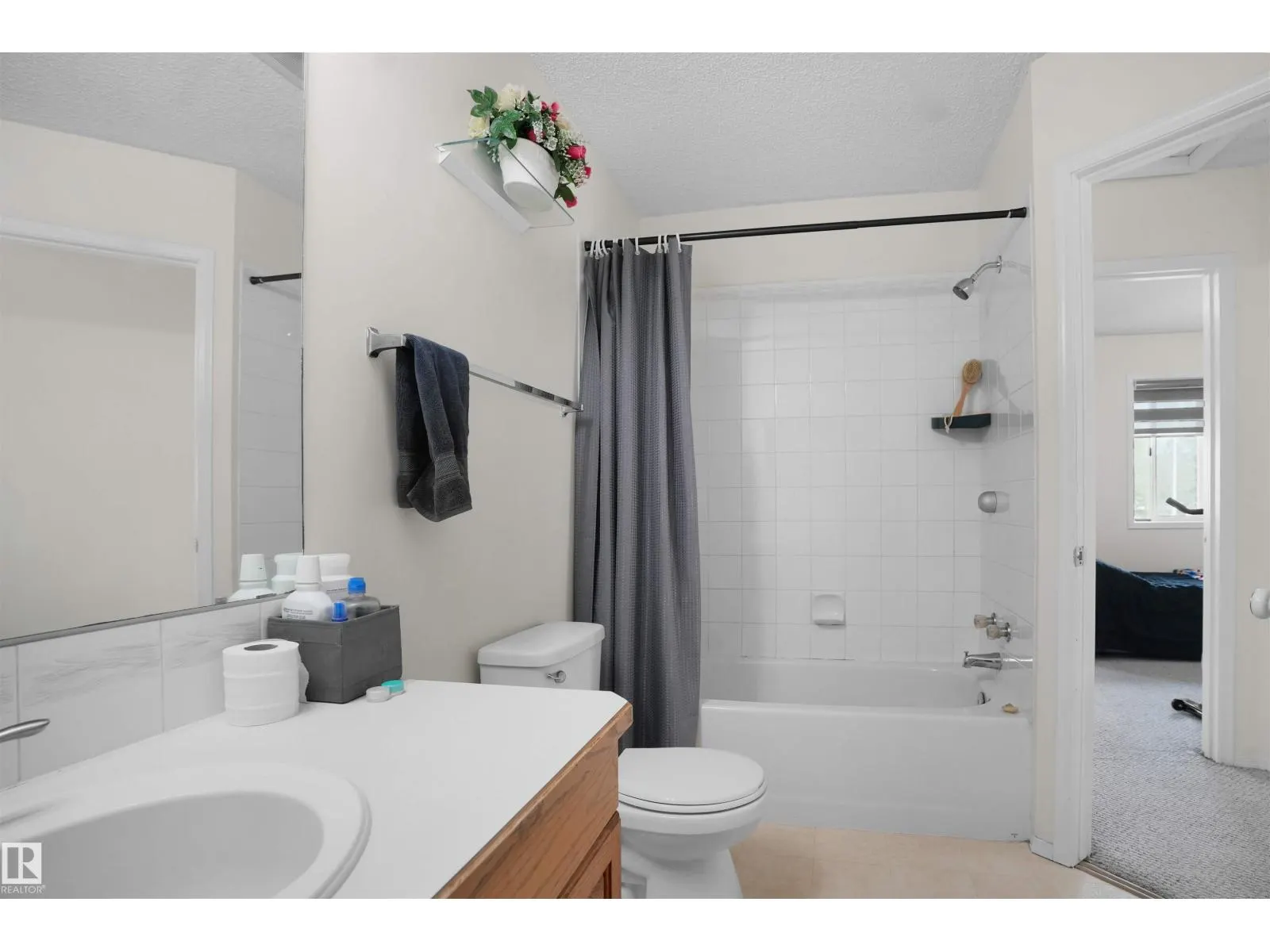 #5 1033 YOUVILLE DR NW