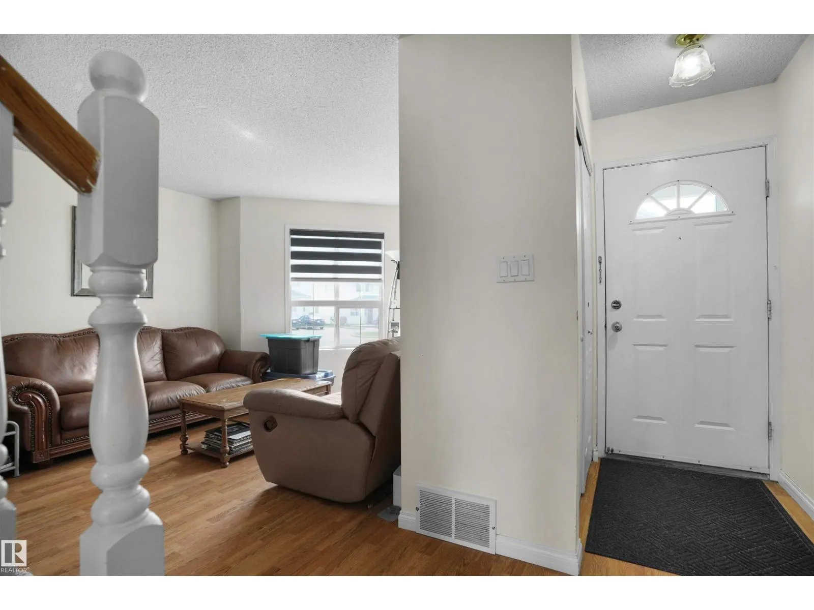 #5 1033 YOUVILLE DR NW
