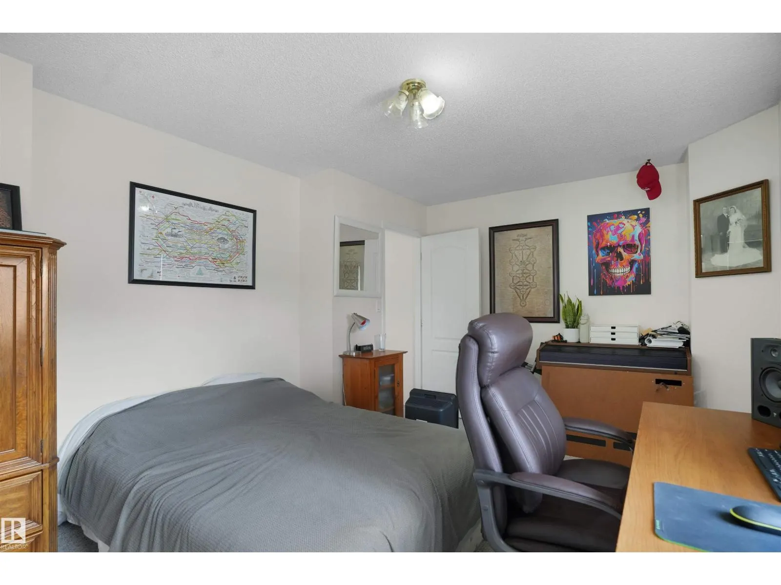 #5 1033 YOUVILLE DR NW