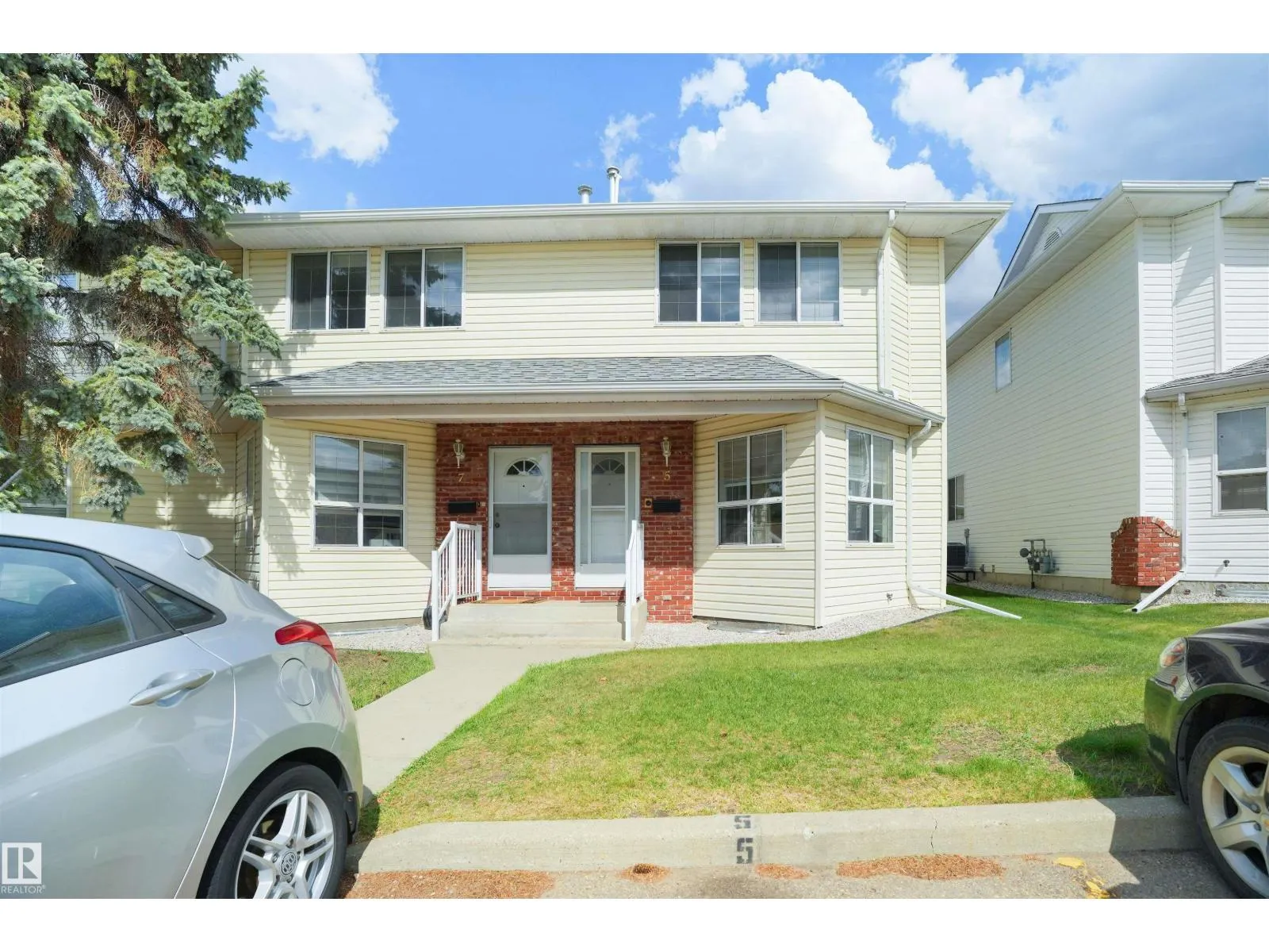 #5 1033 YOUVILLE DR NW