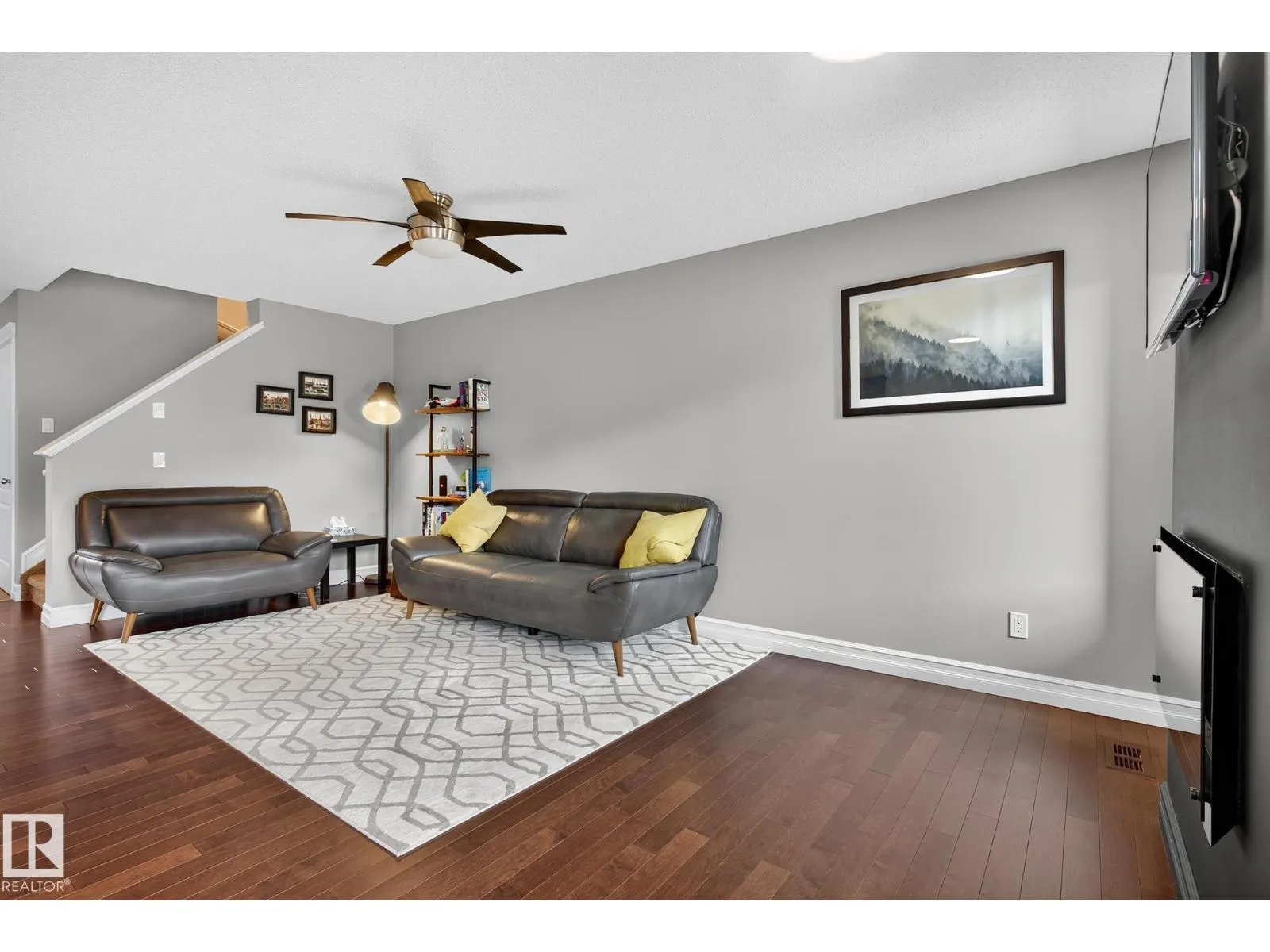 16833 120 ST NW