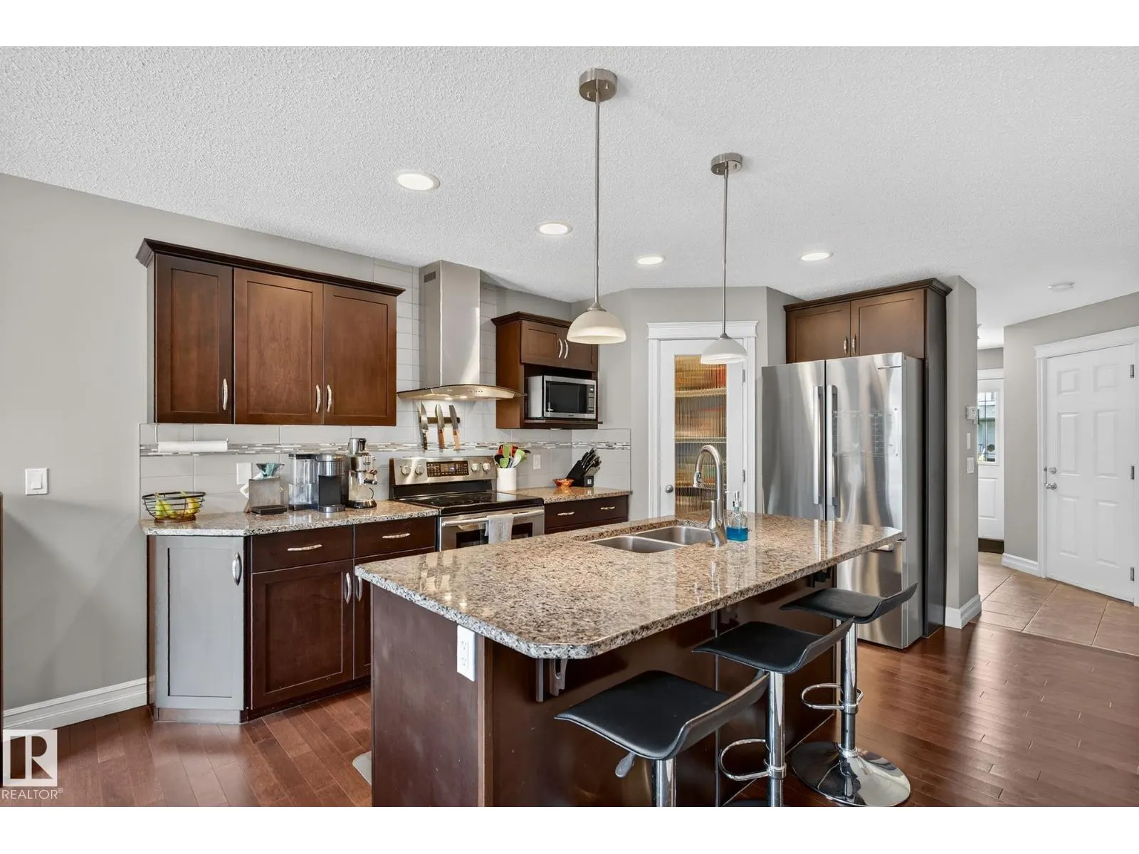 16833 120 ST NW