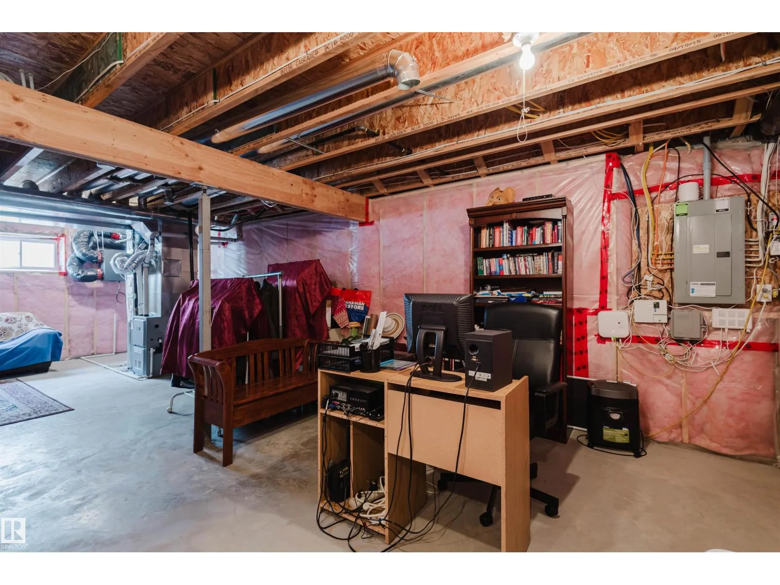 2261 Casey CR SW