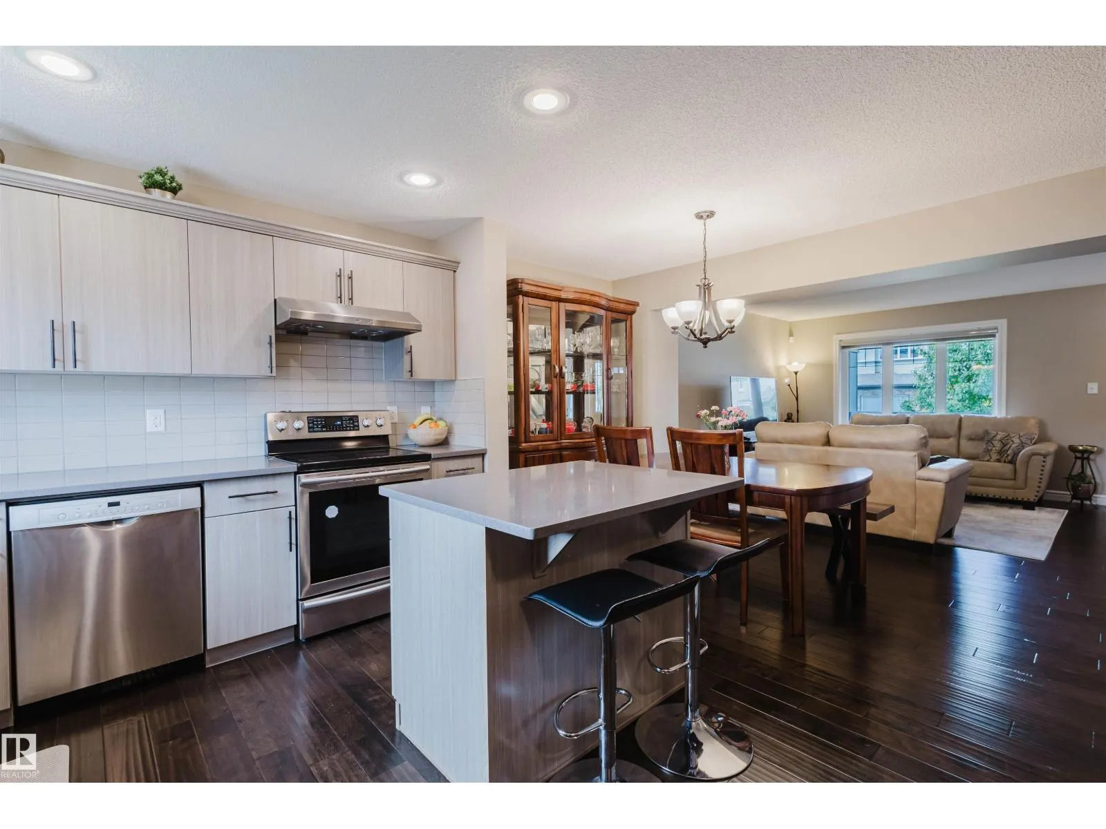 2261 Casey CR SW