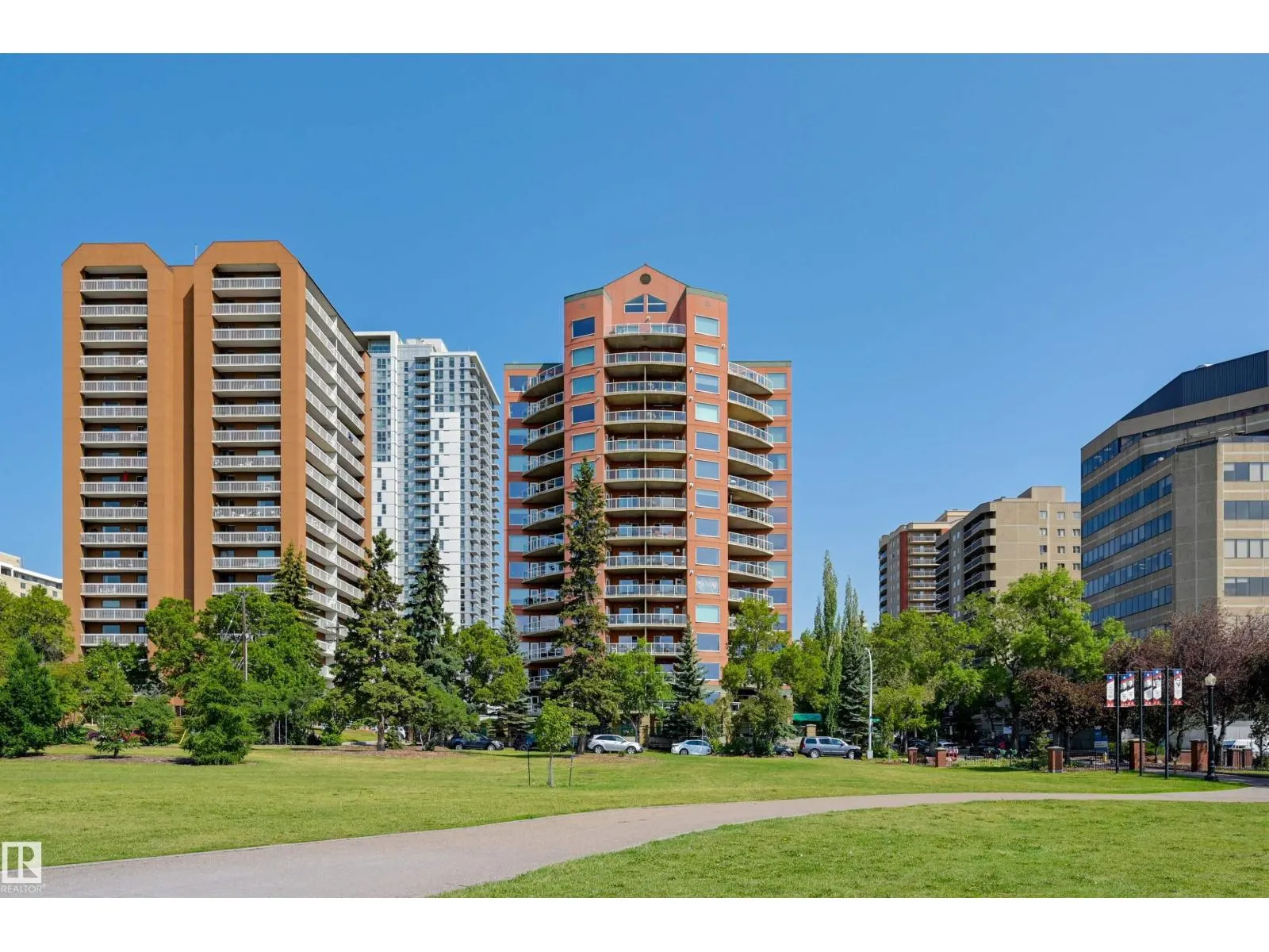 #501 9708 110 ST NW
