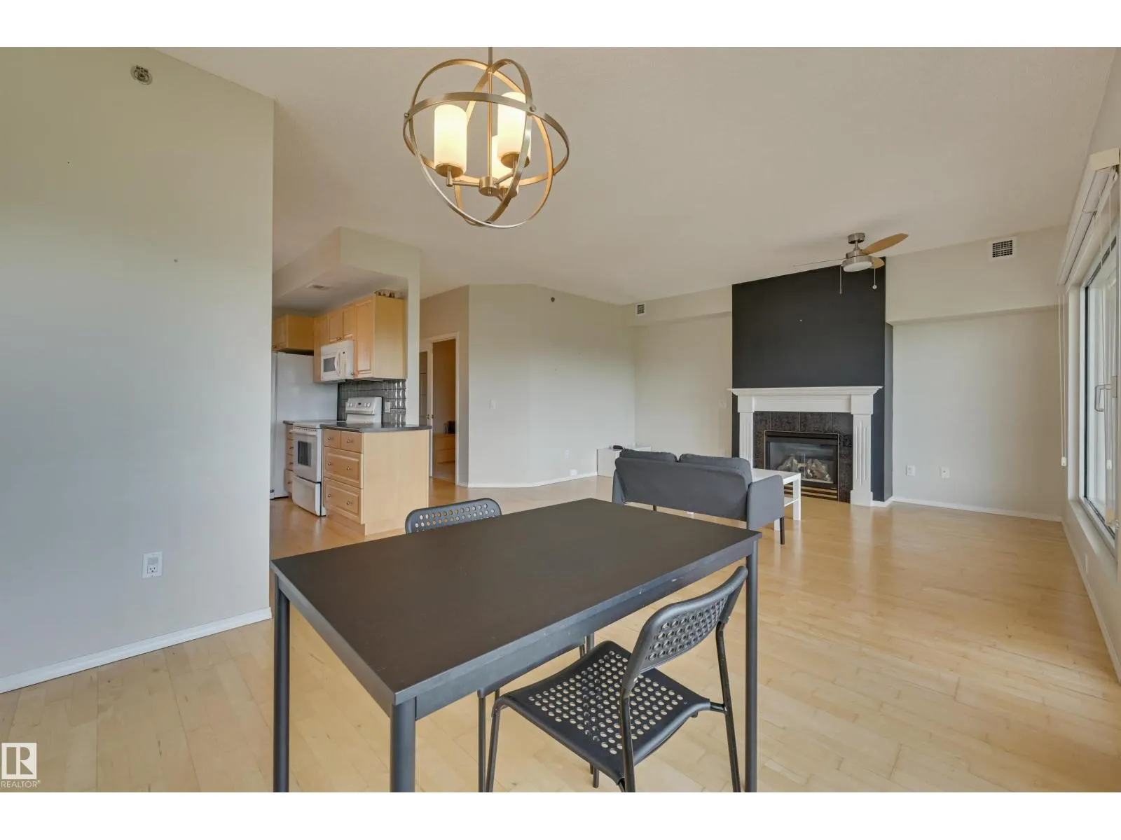 #501 9708 110 ST NW