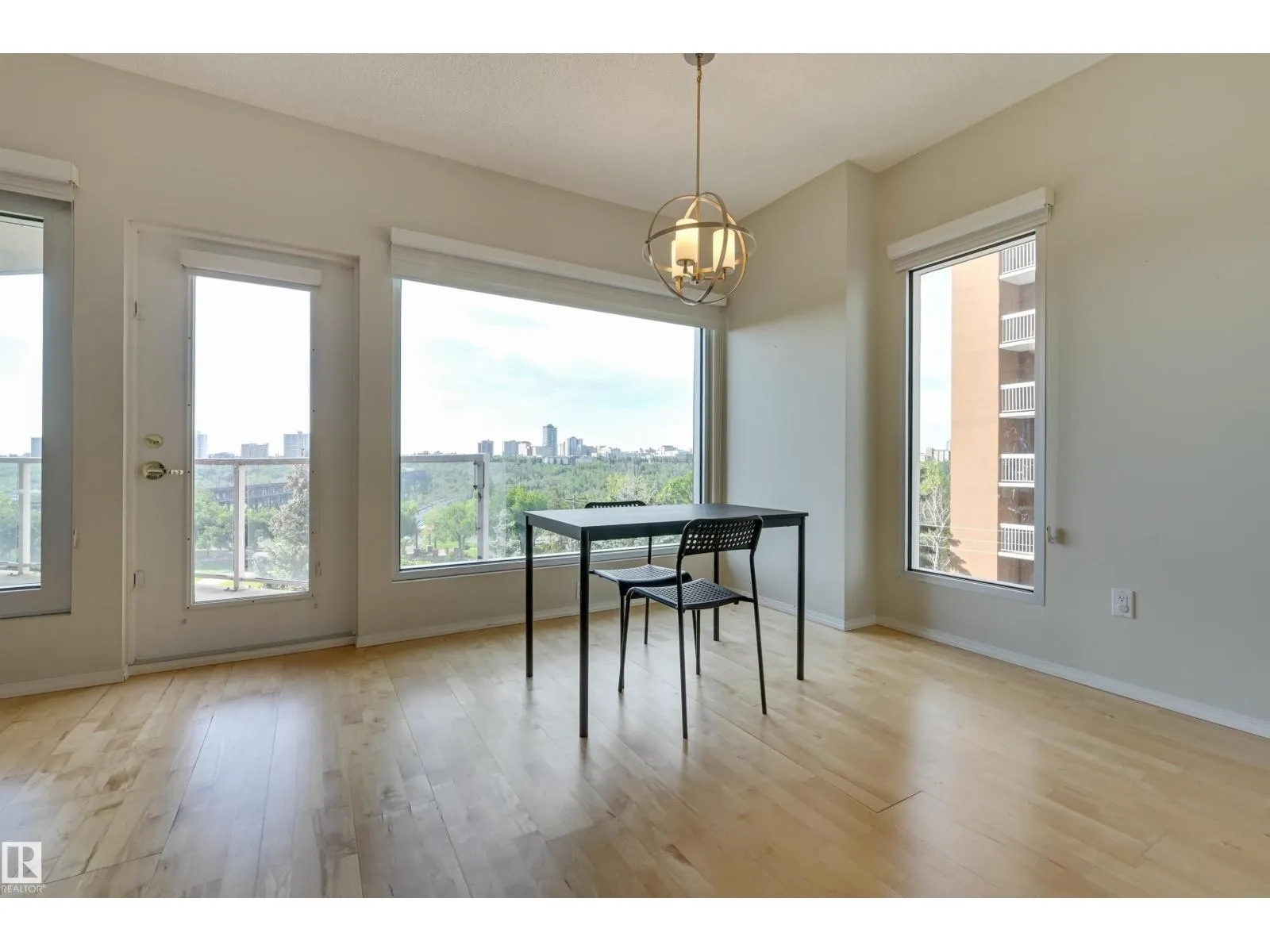 #501 9708 110 ST NW