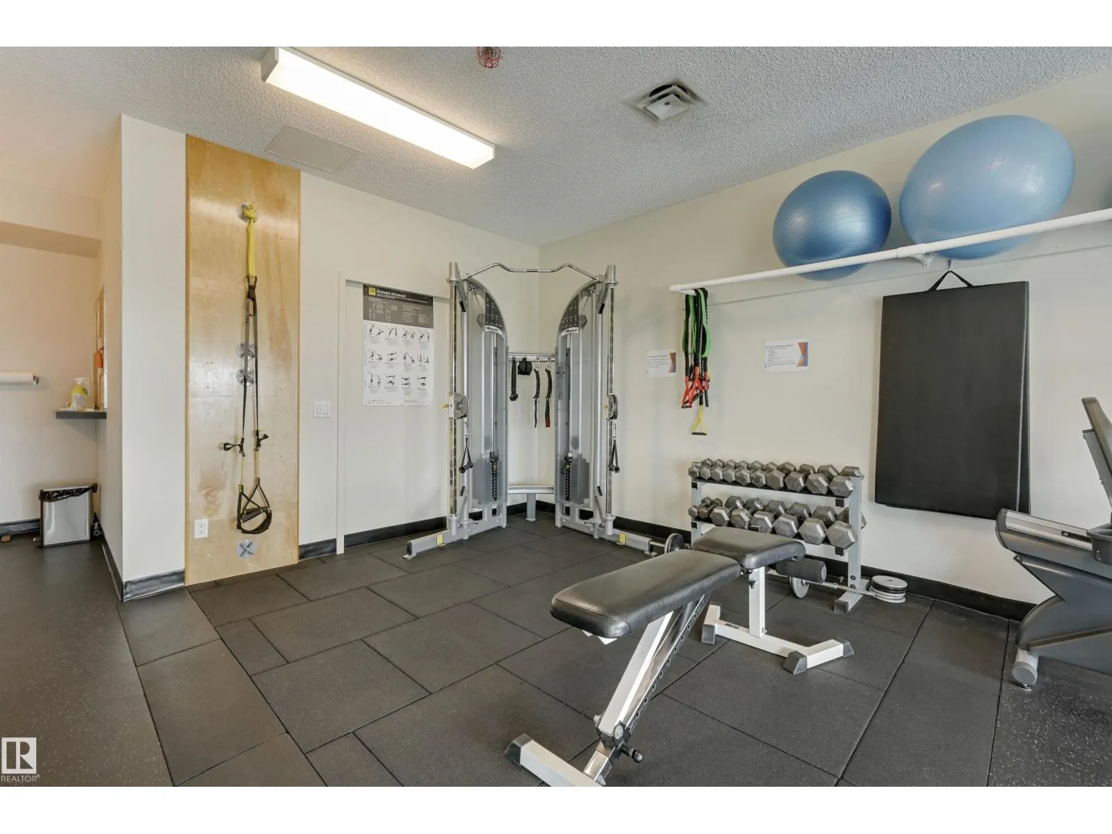 #501 9708 110 ST NW