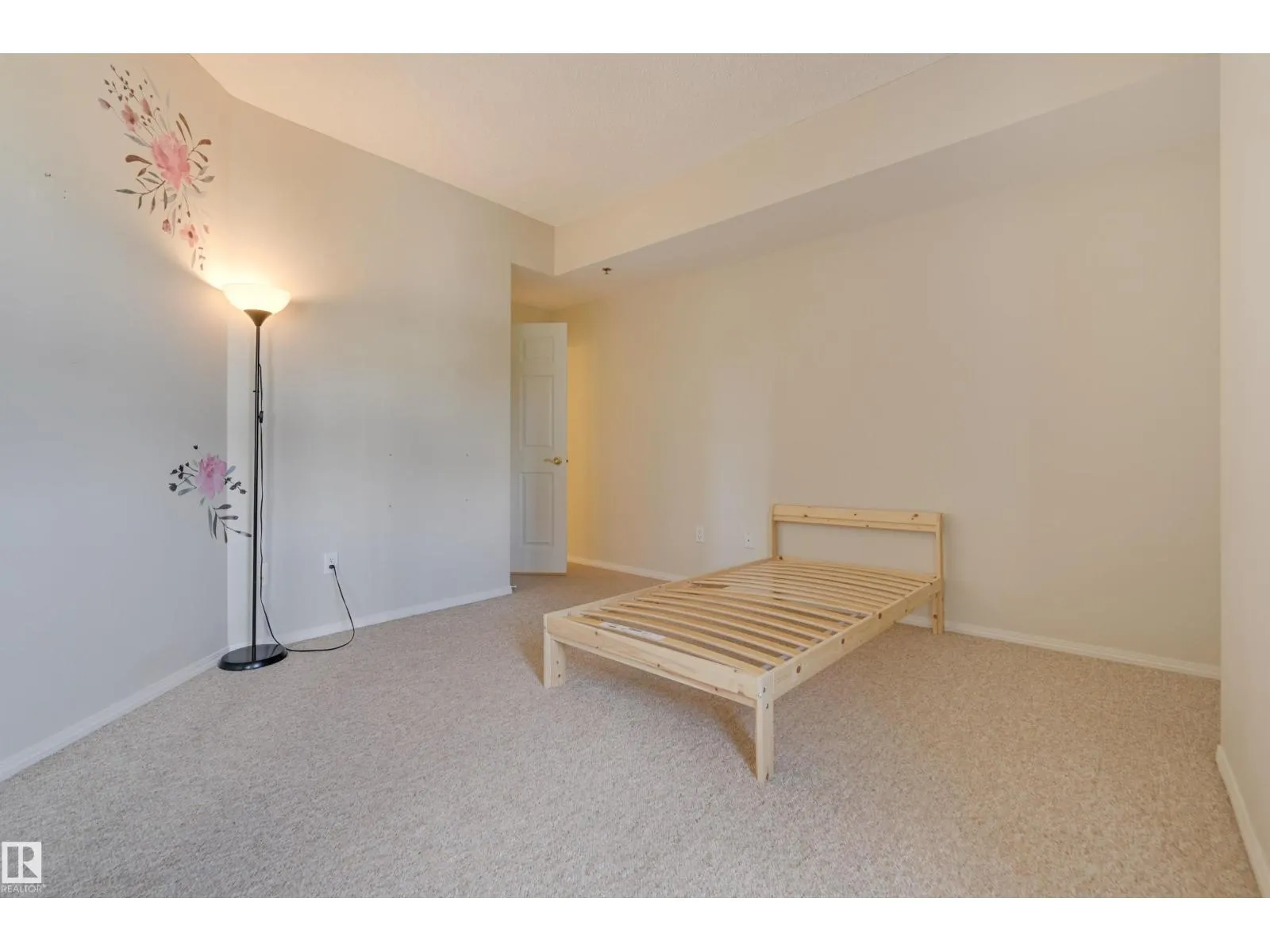 #501 9708 110 ST NW