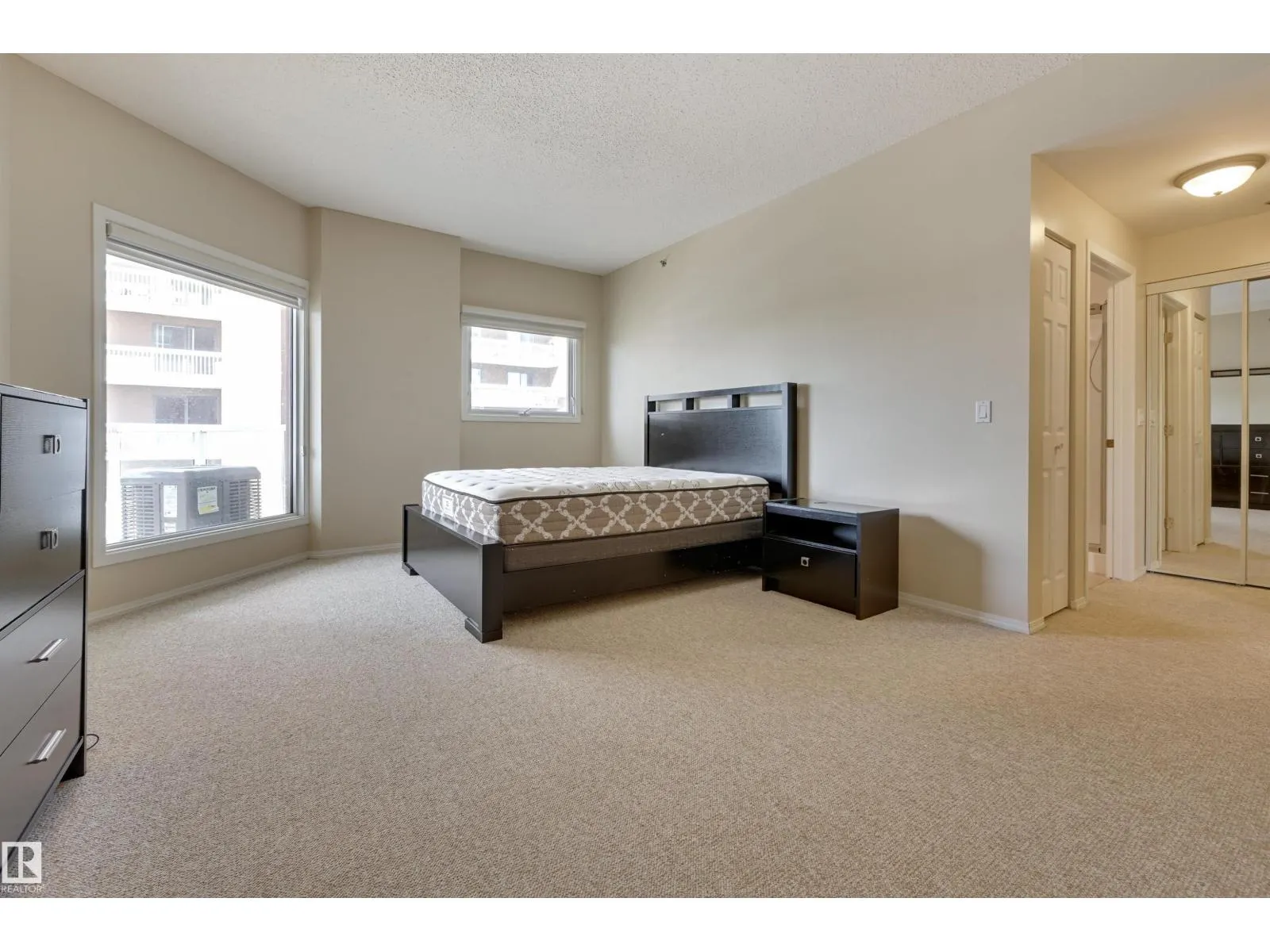 #501 9708 110 ST NW