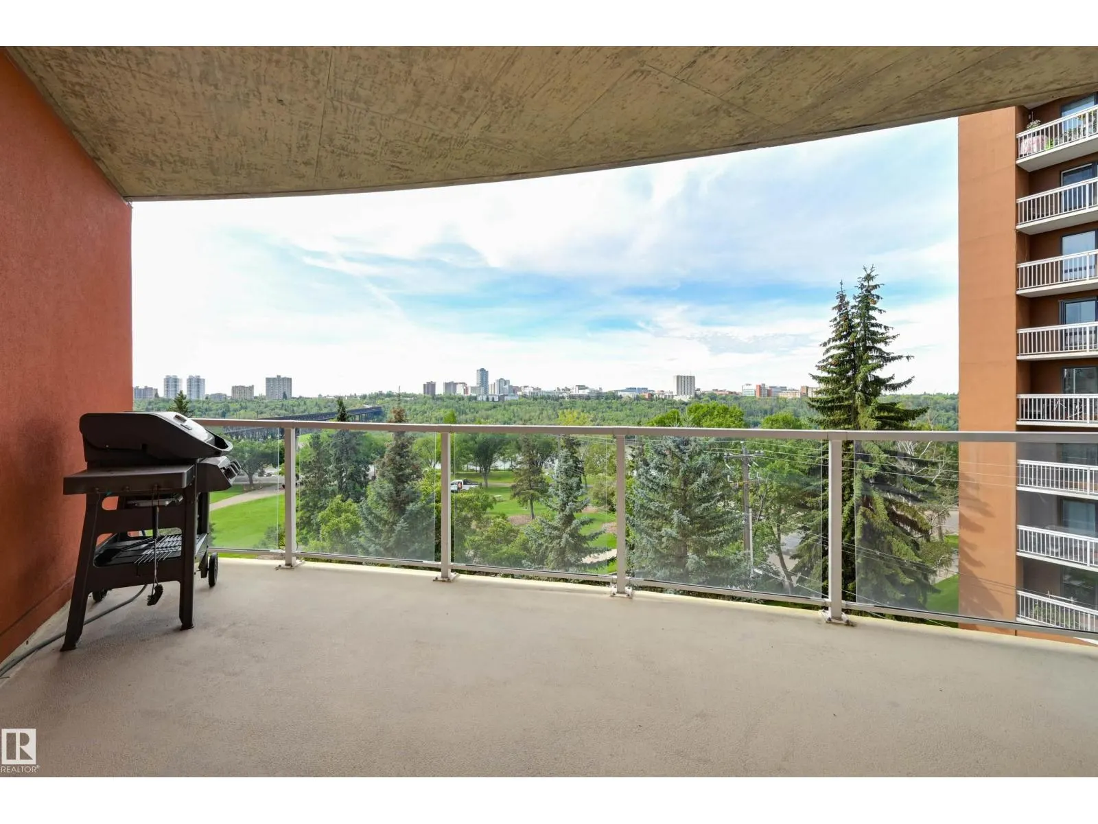 #501 9708 110 ST NW