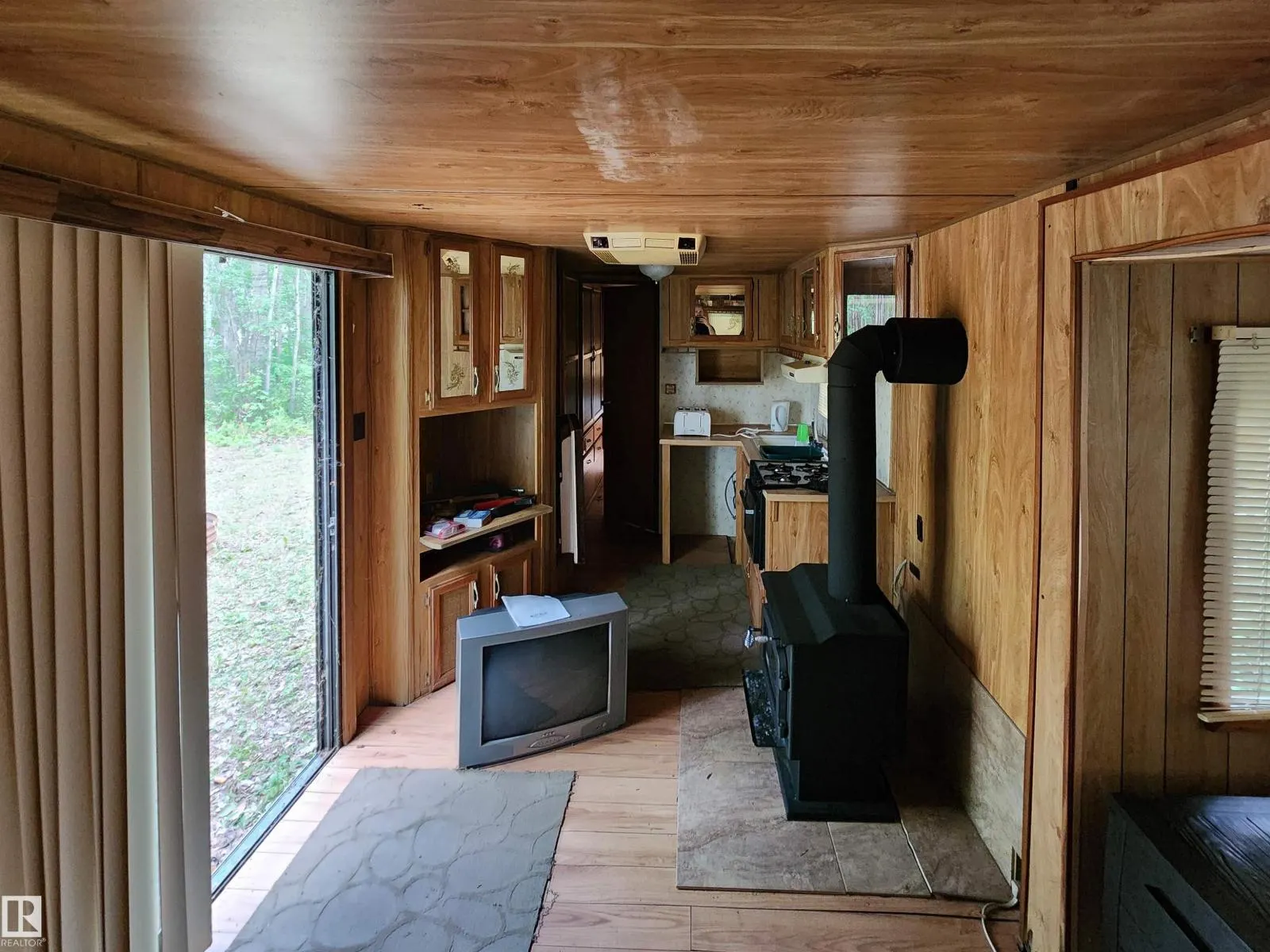 53, 4224 Twp Rd 545