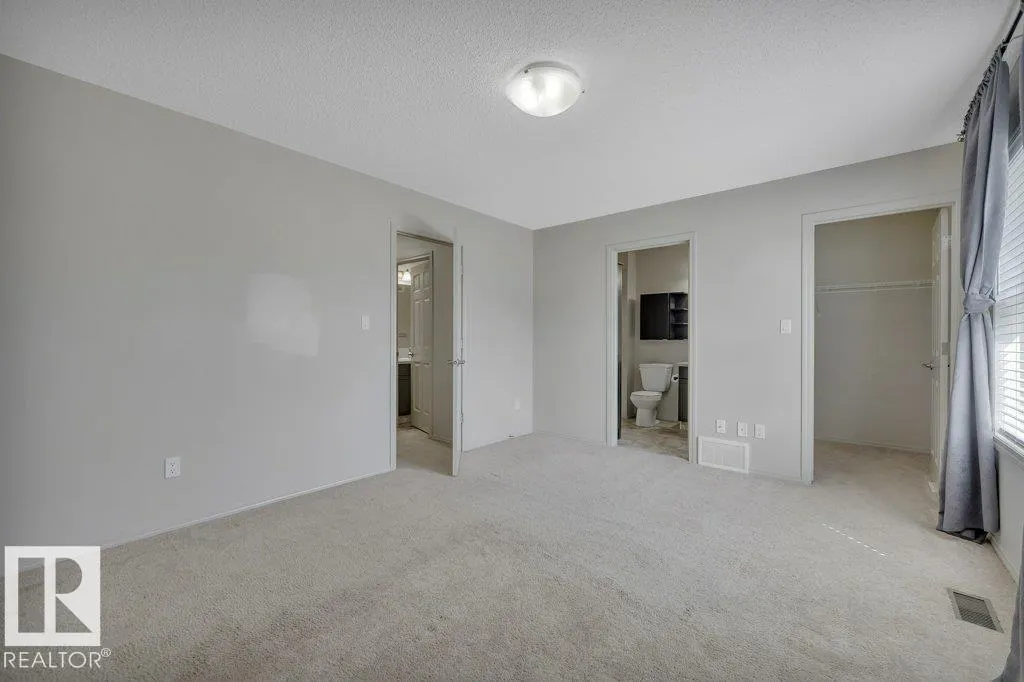 1 SIMMONDS PL