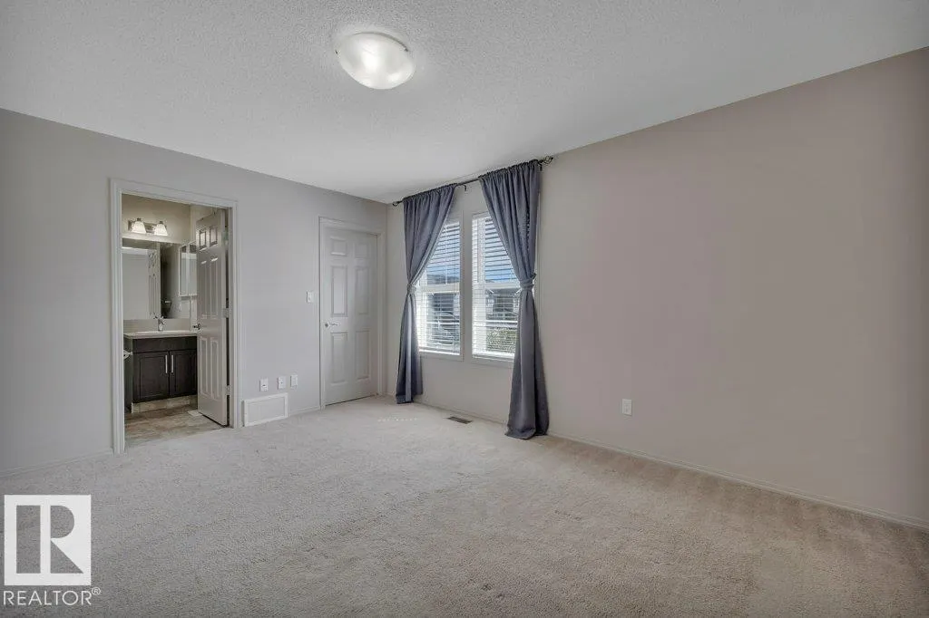 1 SIMMONDS PL